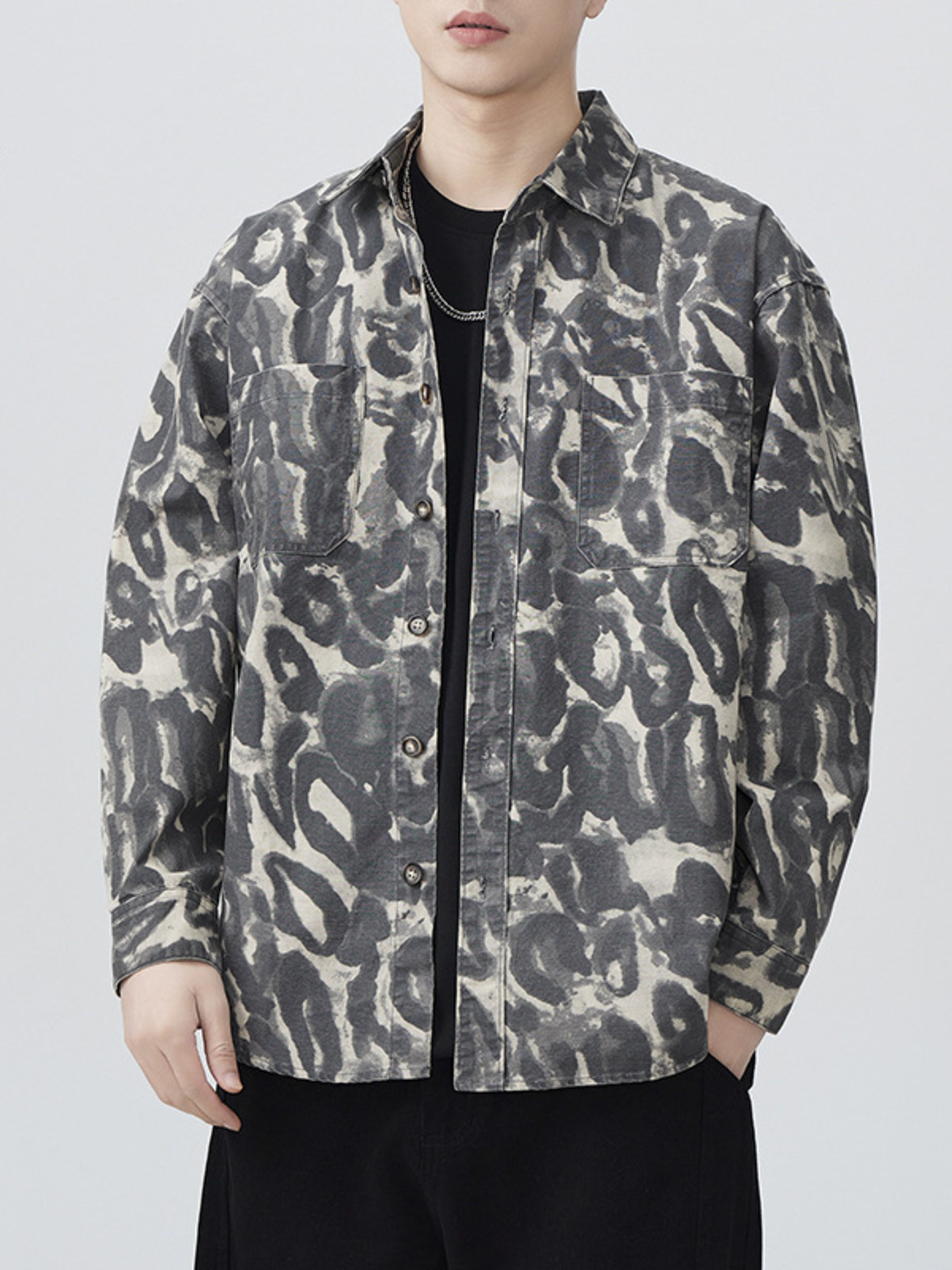Men's Plus Size Camouflage Print Button-Up Shacket