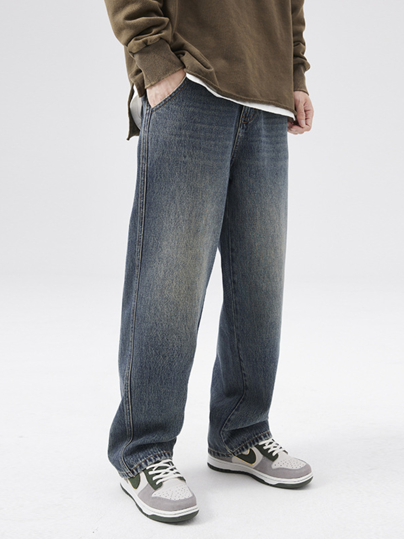 Men's Full Size Vintage Wash Loose Fit Jeans Plus Size