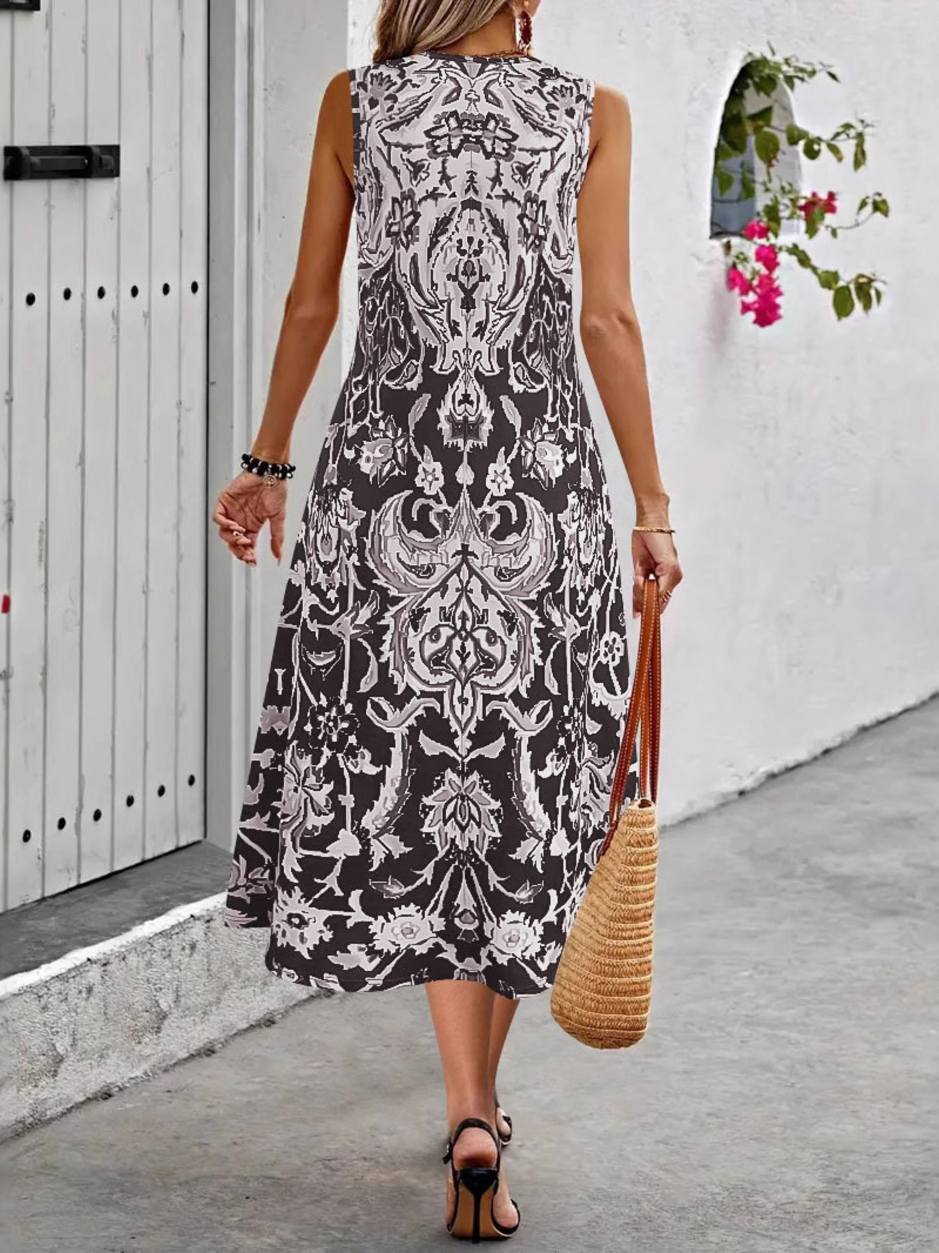 Printed Sleeveless Midi Dress