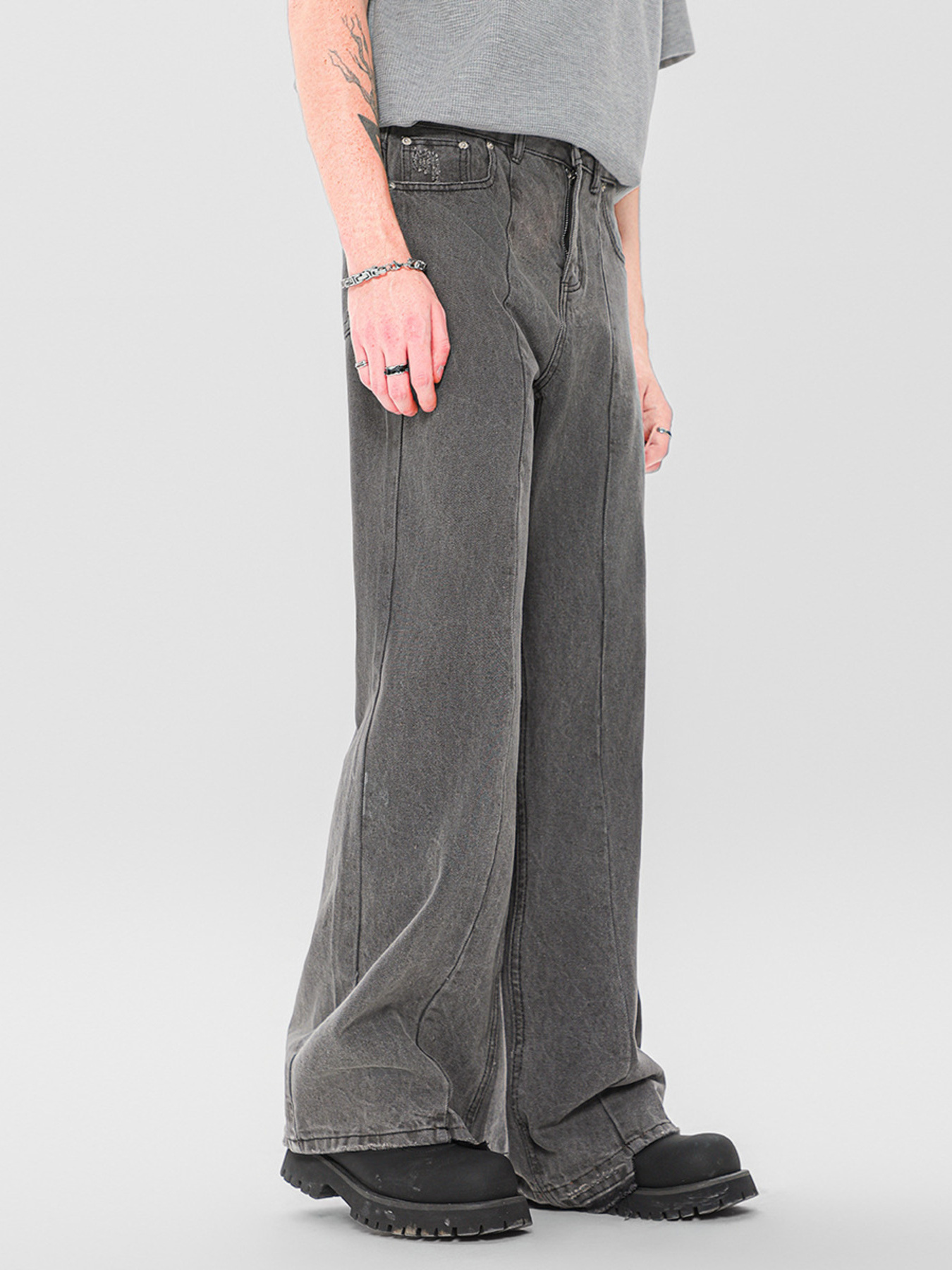 Men's High-Waisted Flare Jeans