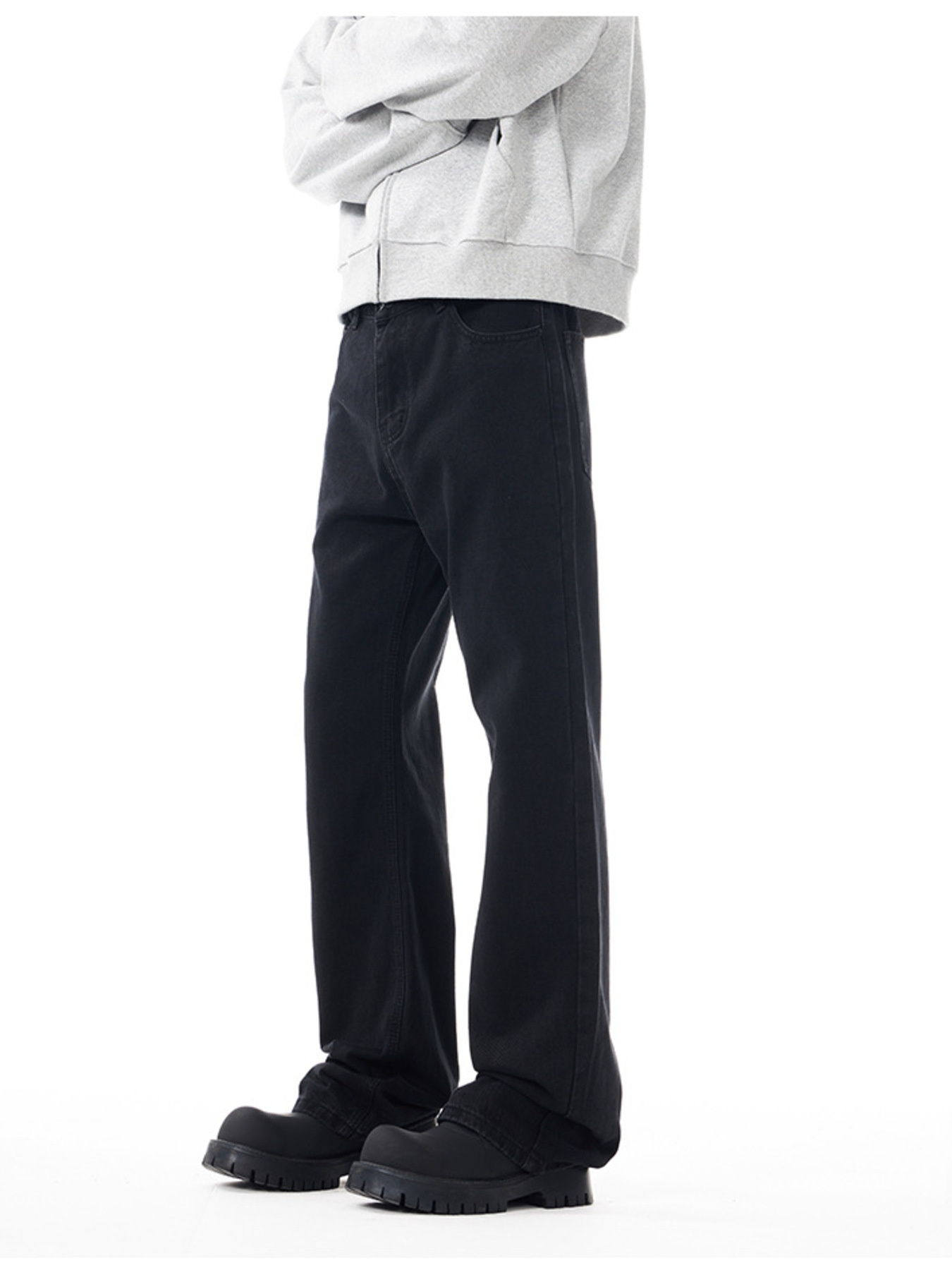 Men's Loose Fit Jeans