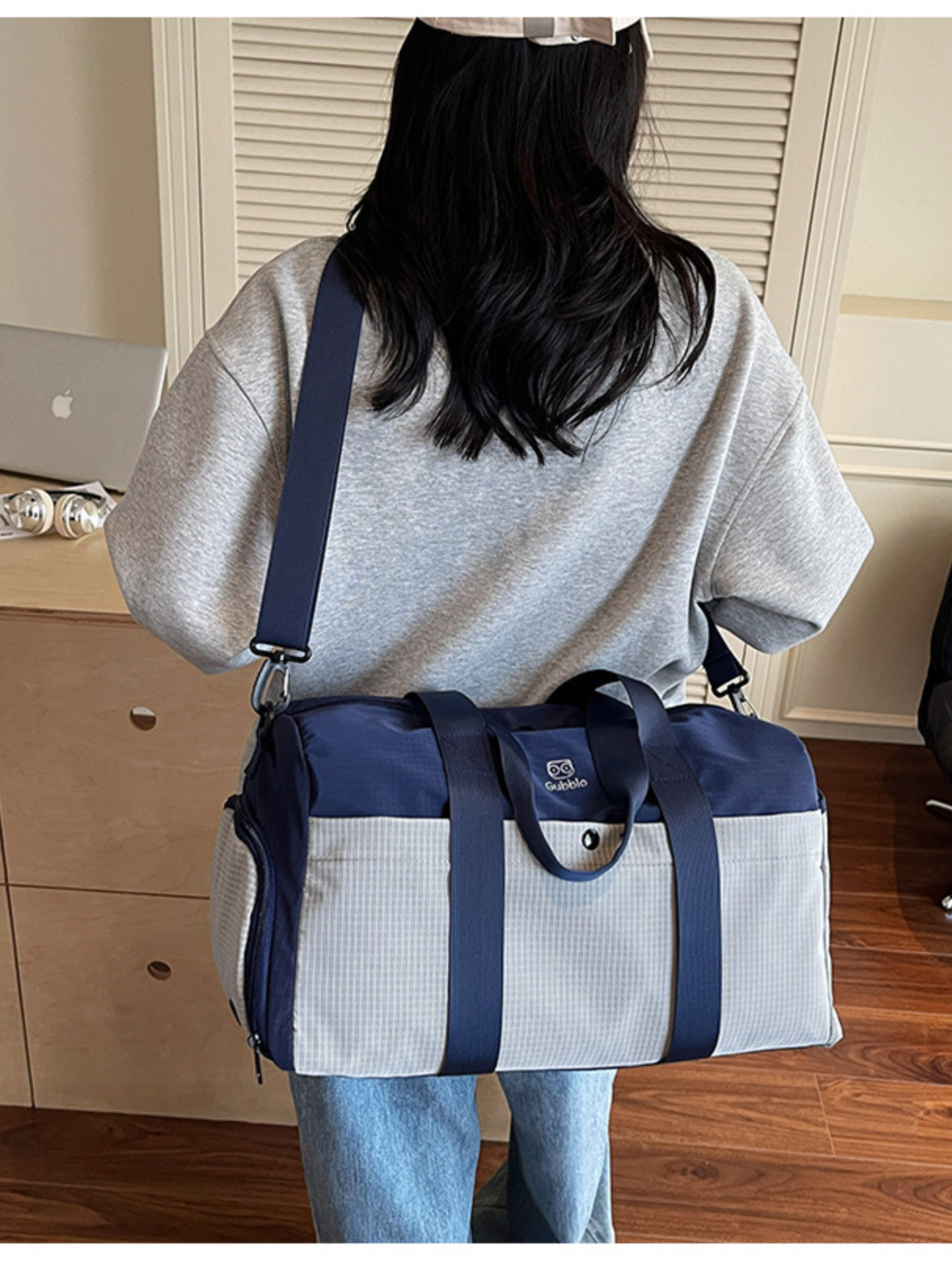 Two-Tone Duffle Bag 3