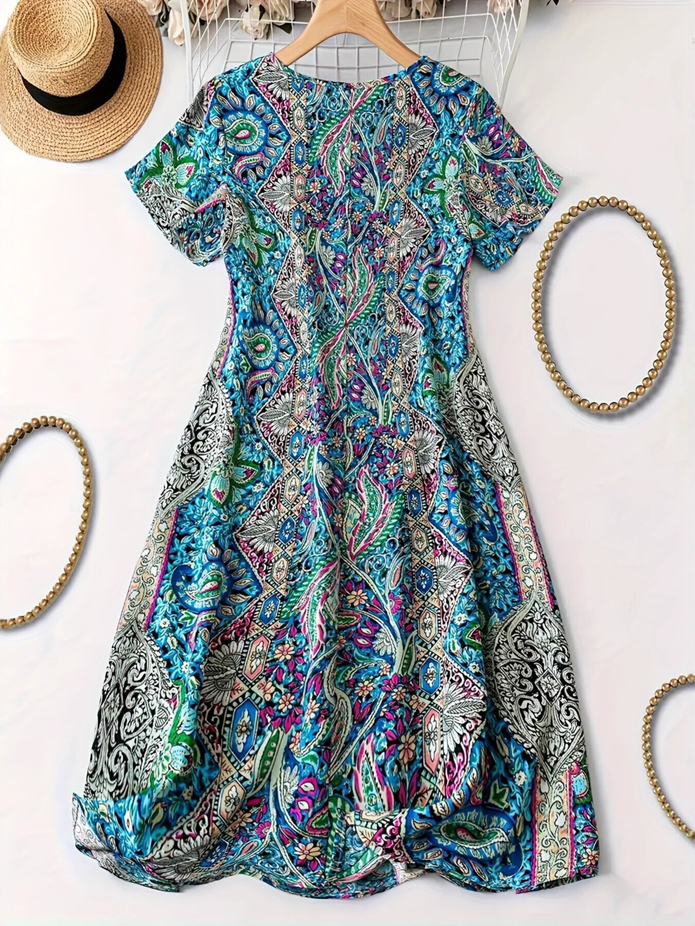 Plus Size Paisley Print V-Neck Short Sleeve Dress