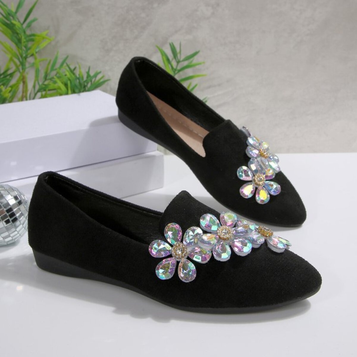 Rhinestone Point Toe Flats Slip-Ons
