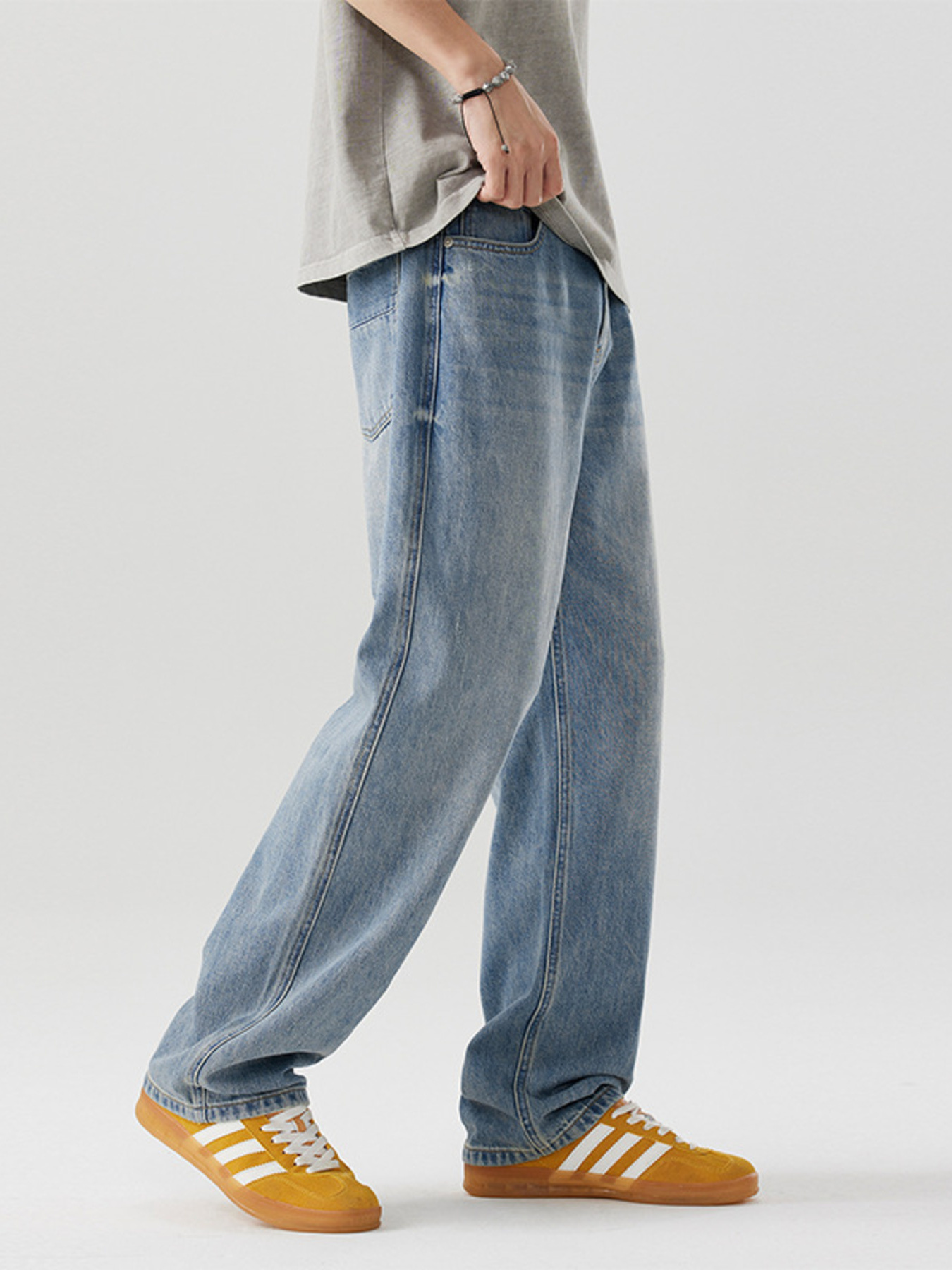 Men's Casual Loose Fit Wash Jeans