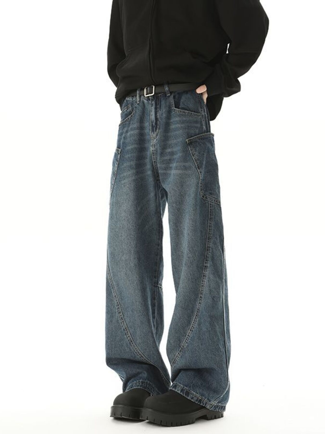Men's Wide-Leg Relaxed Fit Jeans