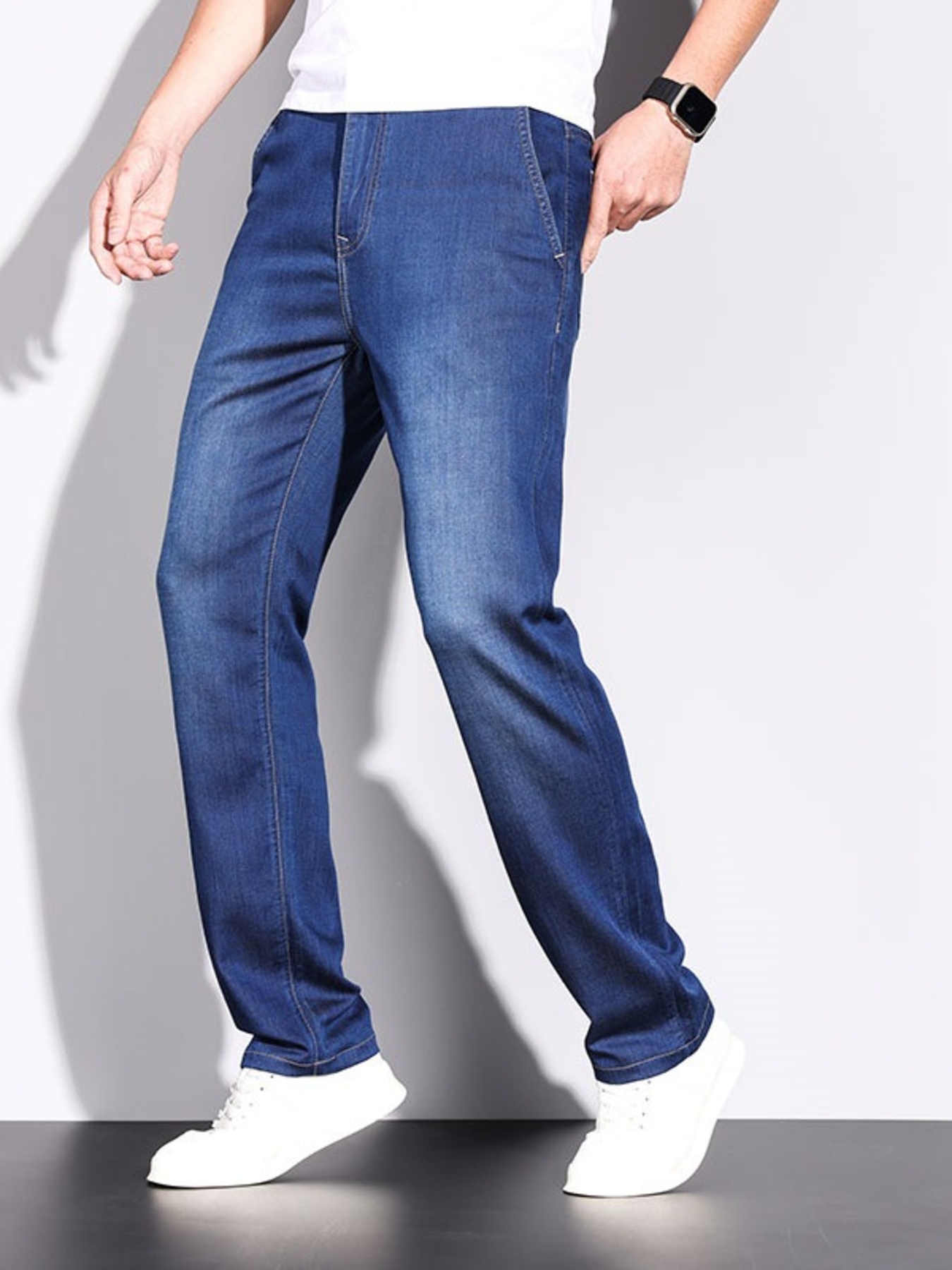 Men's Straight Leg Jeans