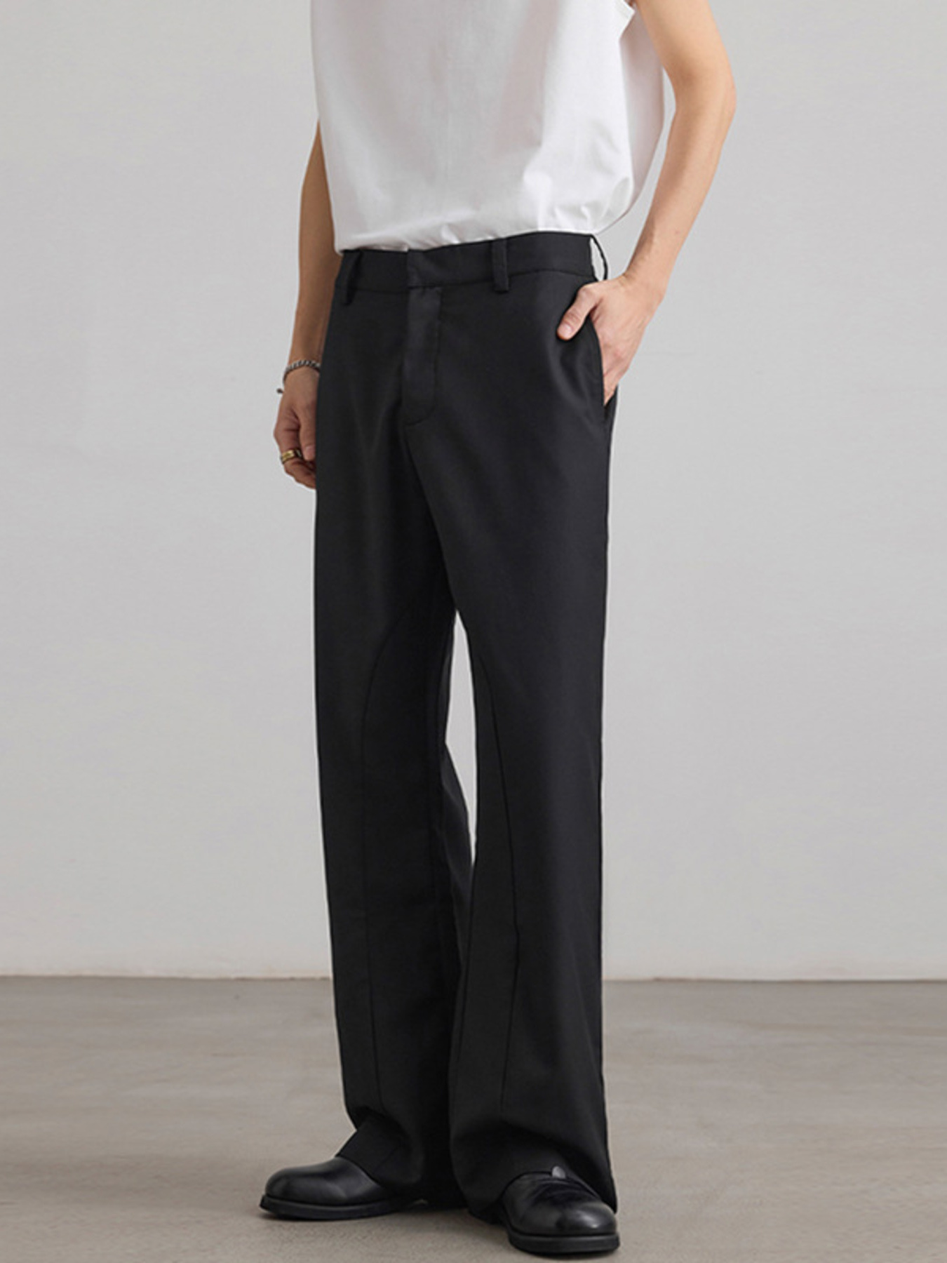 Men's Classic Wide-Leg Pants