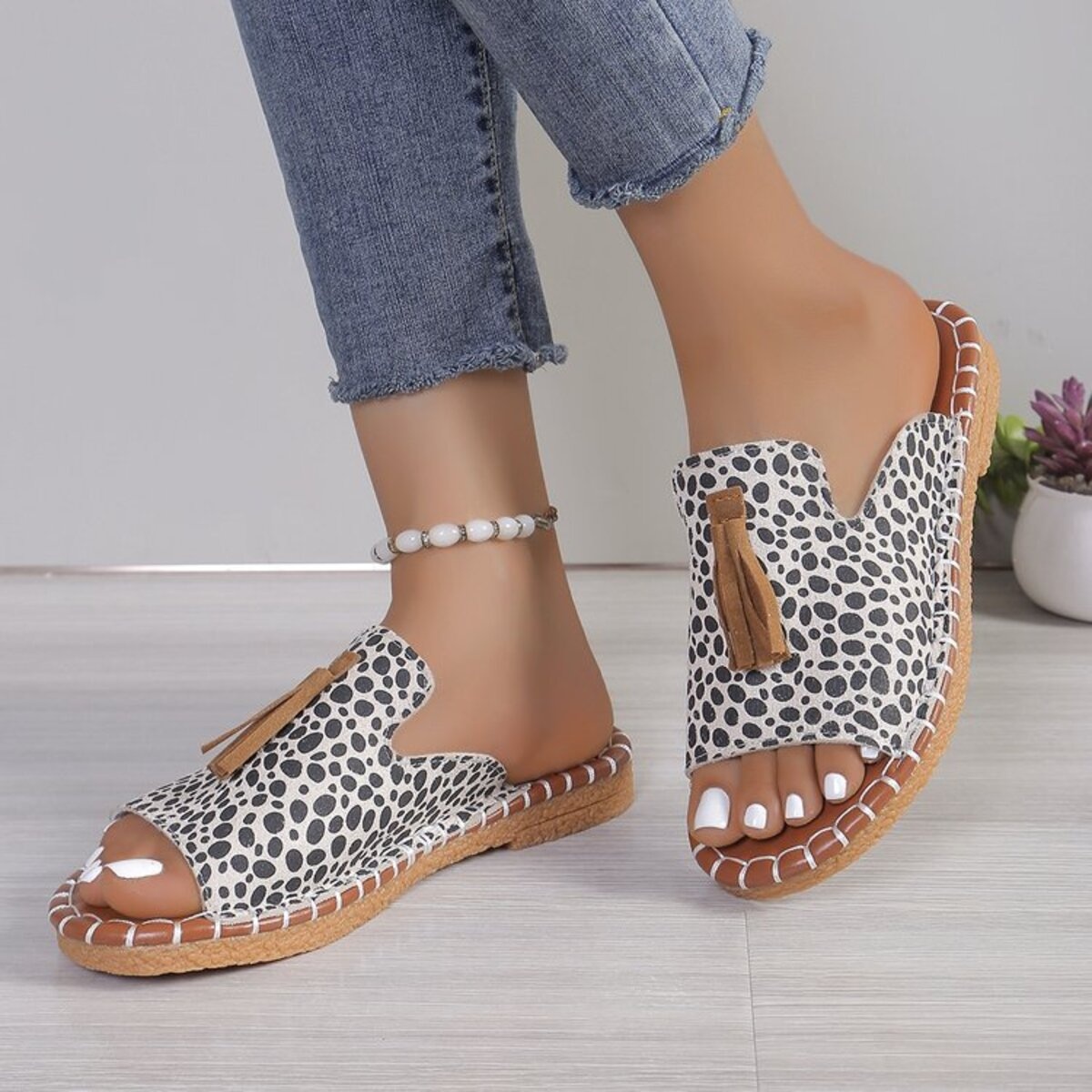 Leopard Print Tassel Flat Sandals