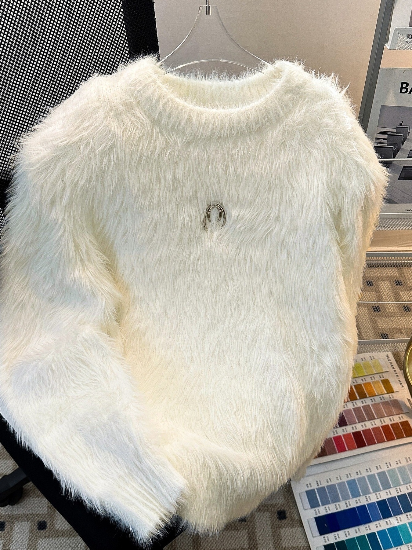 Men's Fluffy Round Neck Long Sleeve Sweater