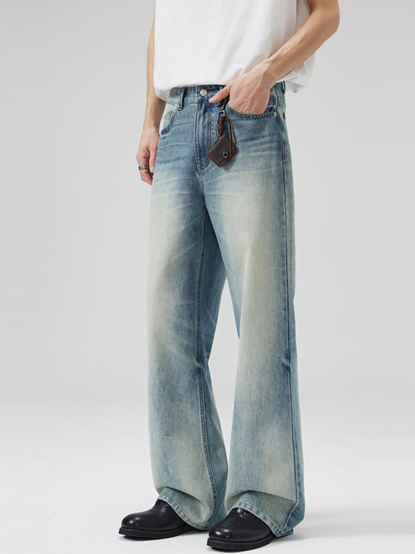 Men's Full Size Vintage Wash Wide Leg Jeans Plus Size