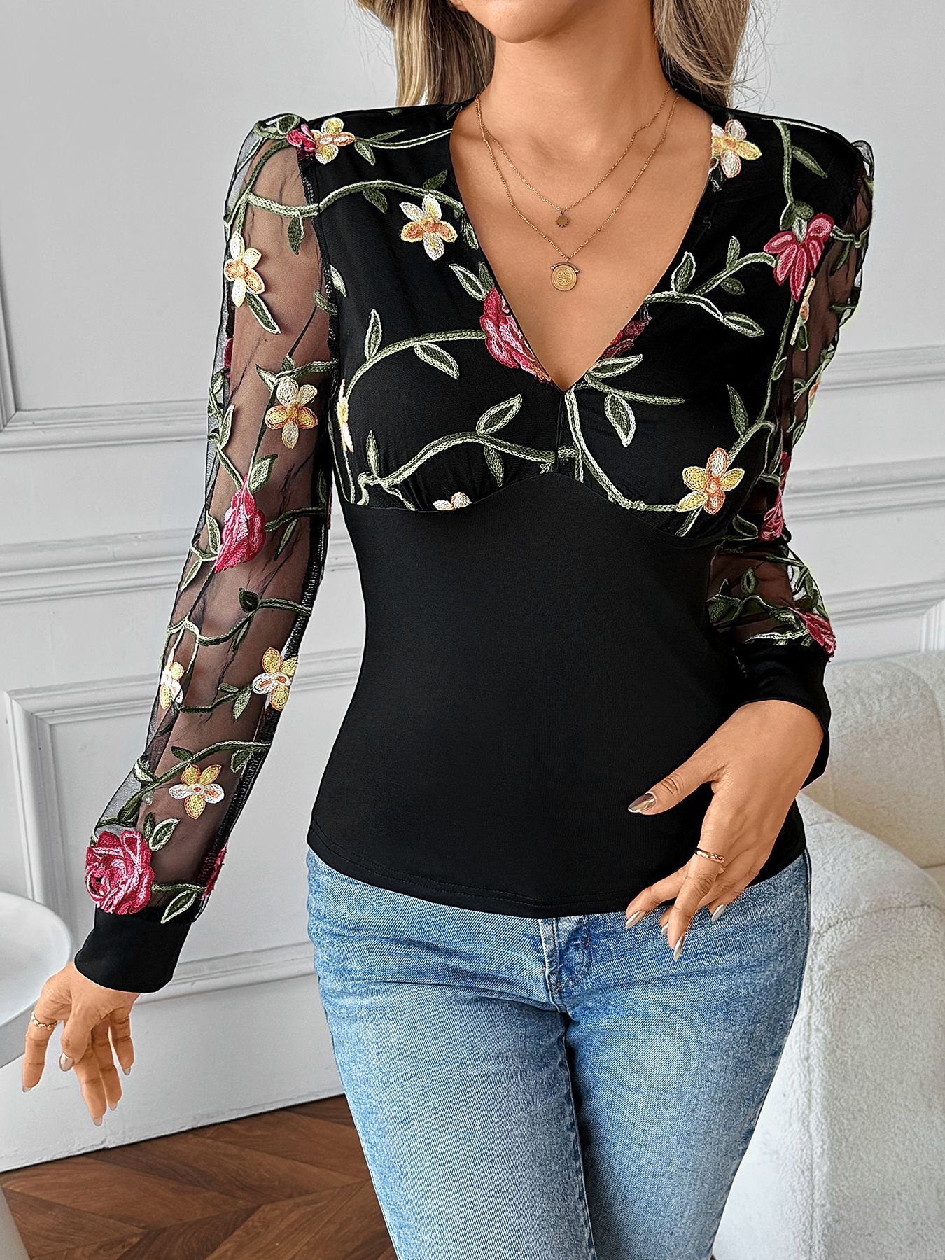 Floral Mesh Sleeve V-Neck Top