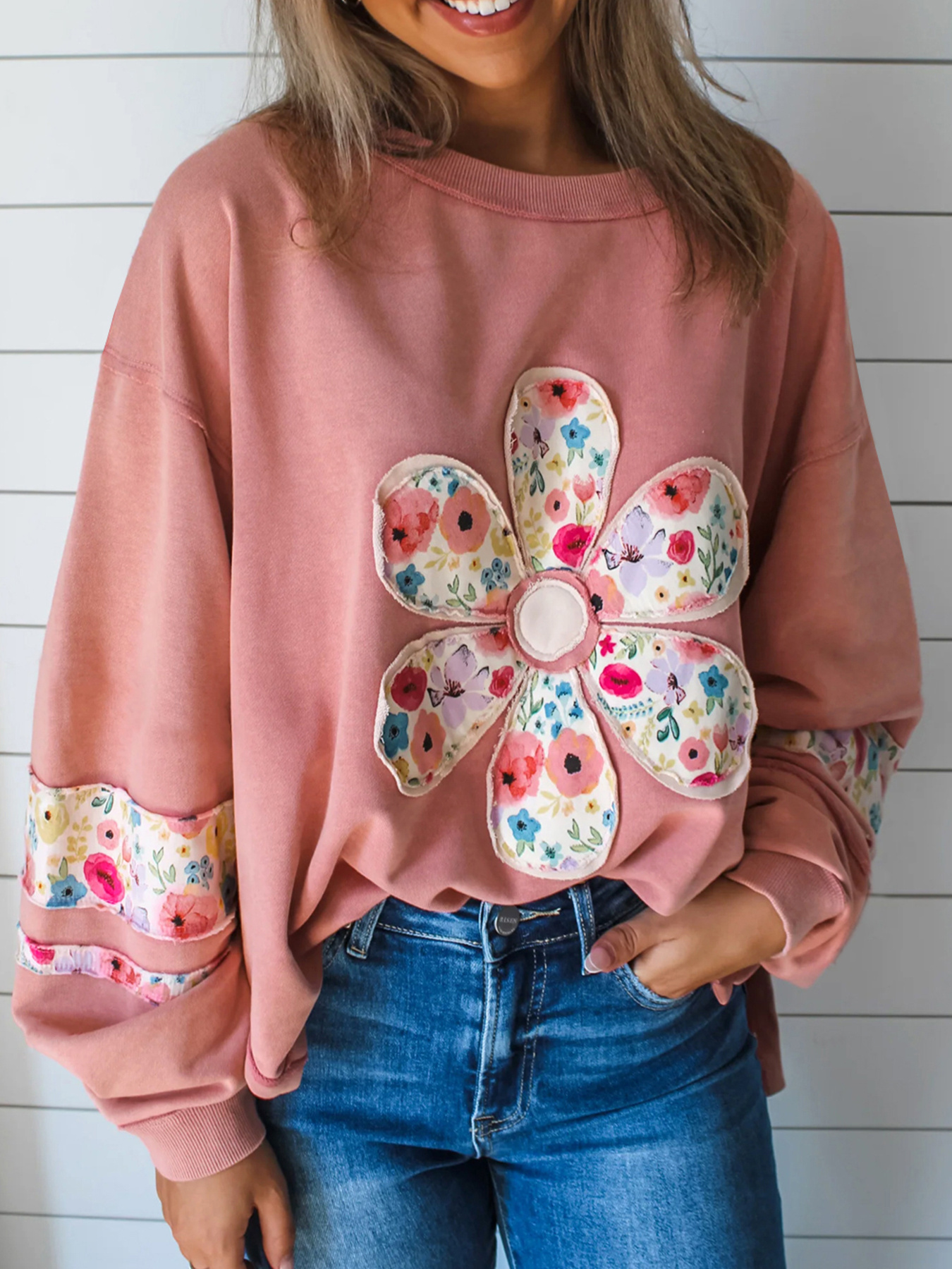 Plus Size Floral Applique Drop Shoulder Sweatshirt