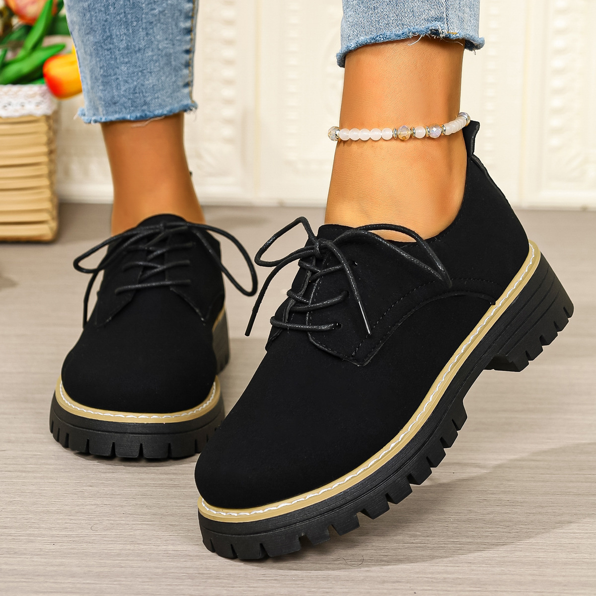Round Toe Lace-Up Loafers