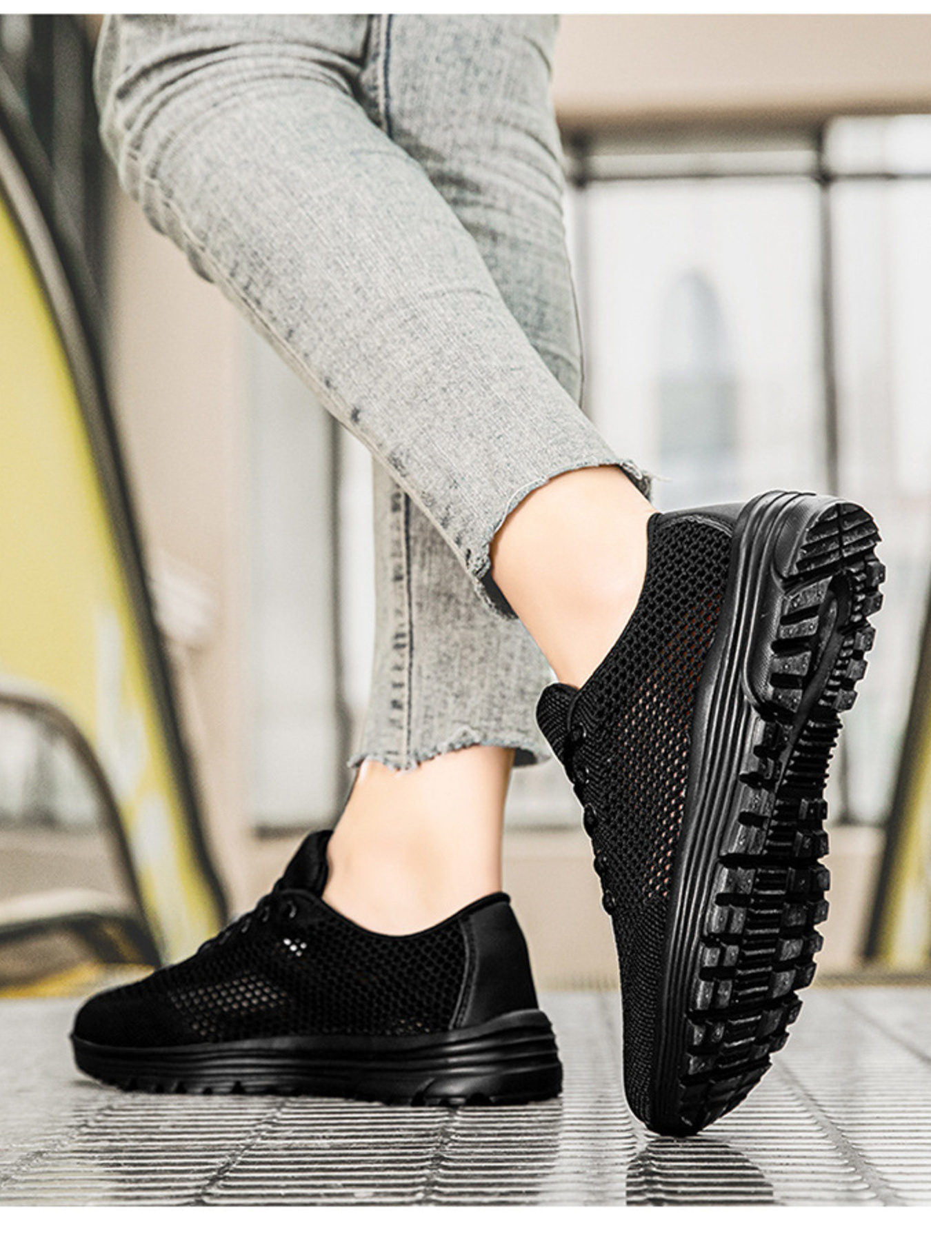 Lightweight Breathable Mesh Athletic Sneakers