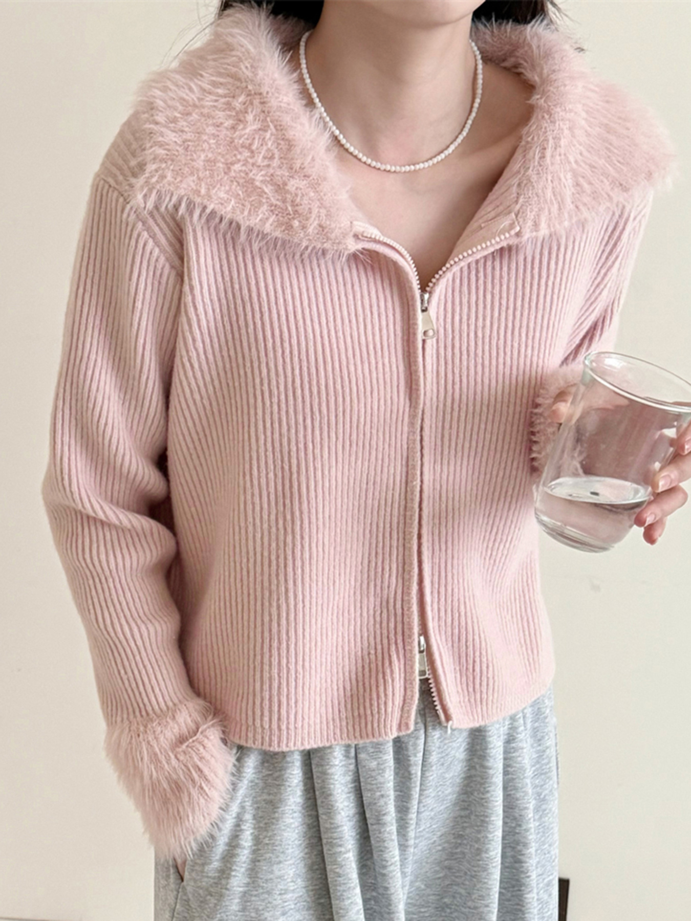 Fluffy Trim Zip-Up Cardigan