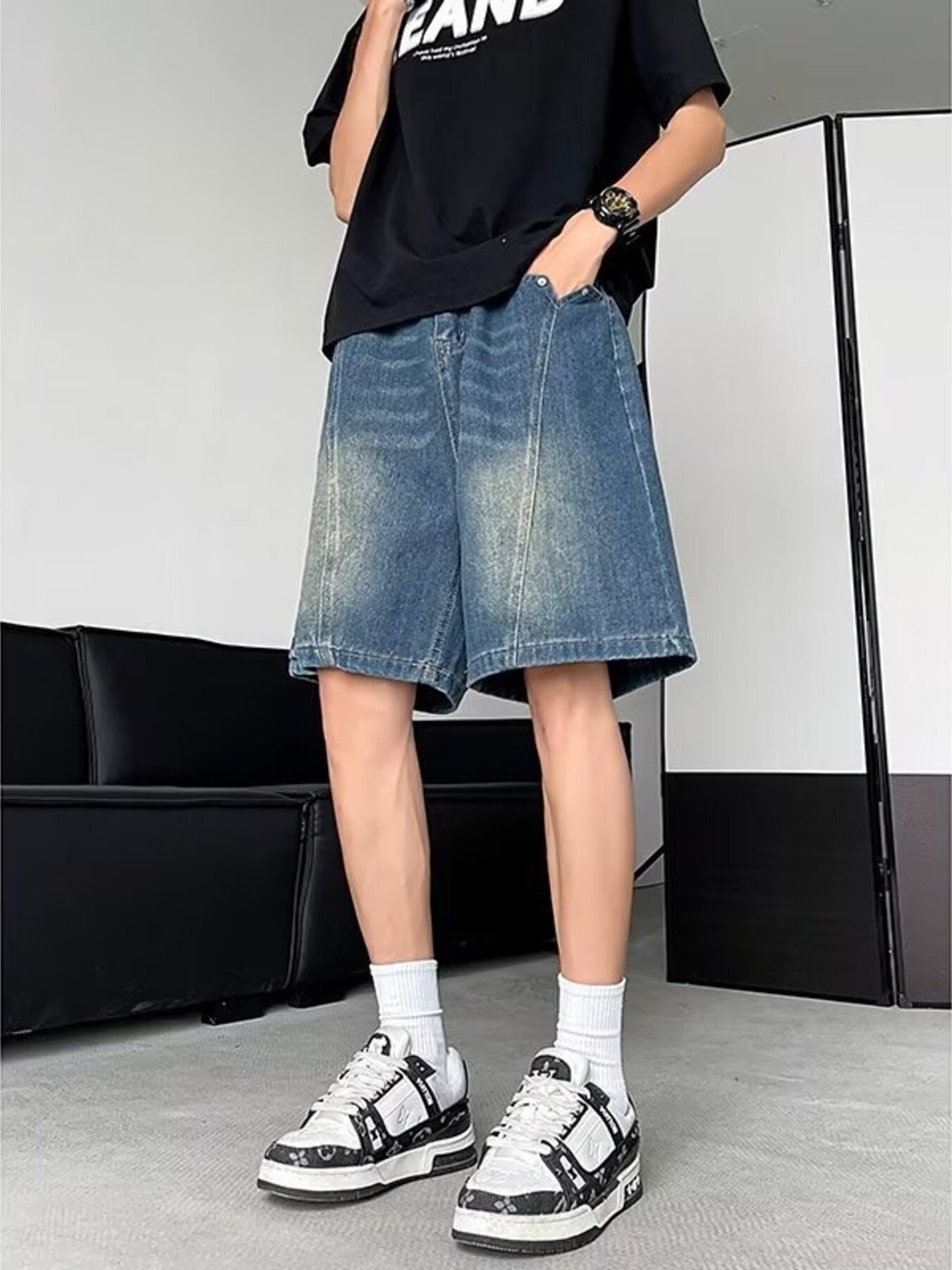 Men's Plus Size Vintage Wash Loose Fit Denim Shorts