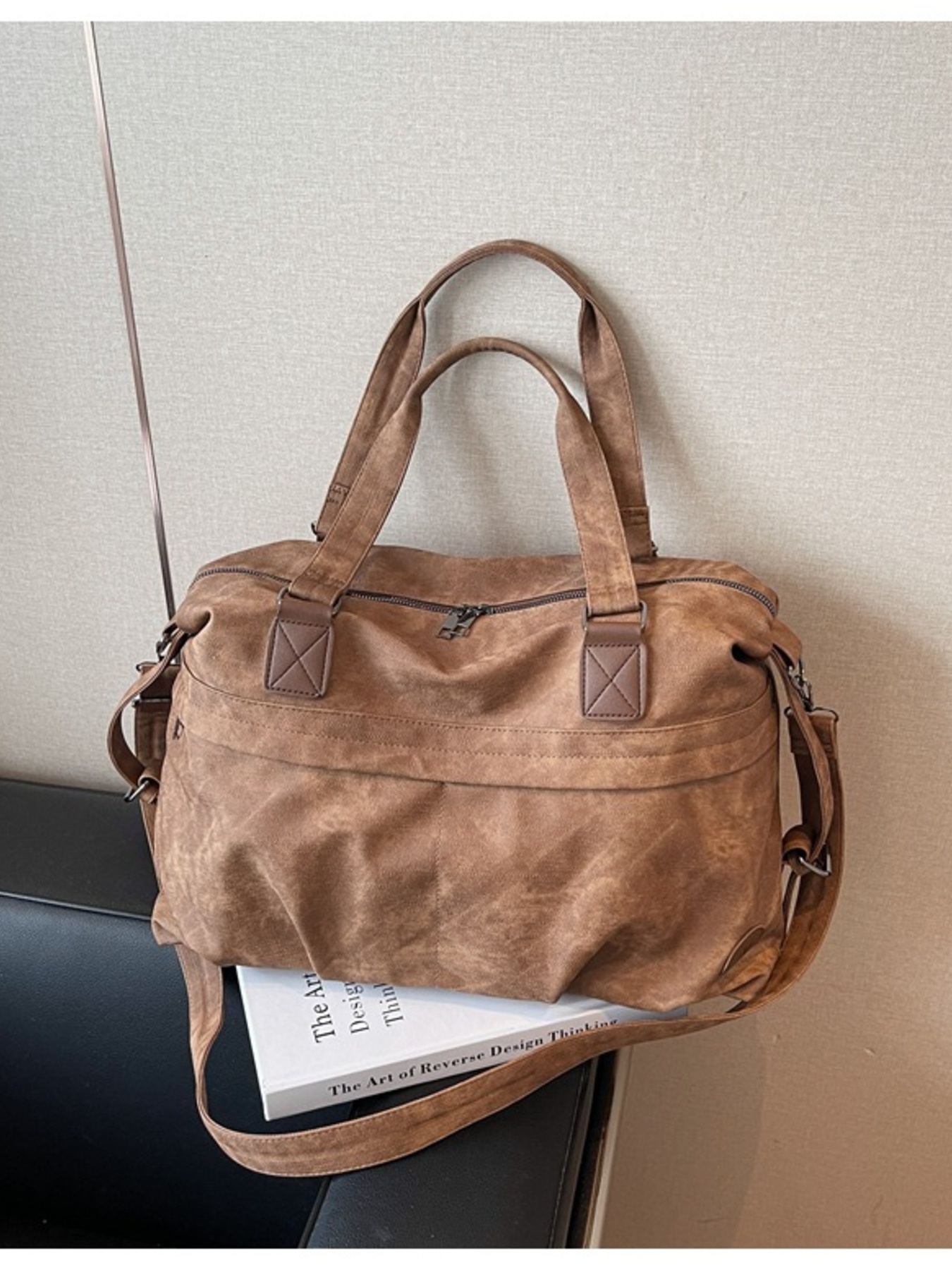 Vintage Adjustable Strap Duffel Bag 2