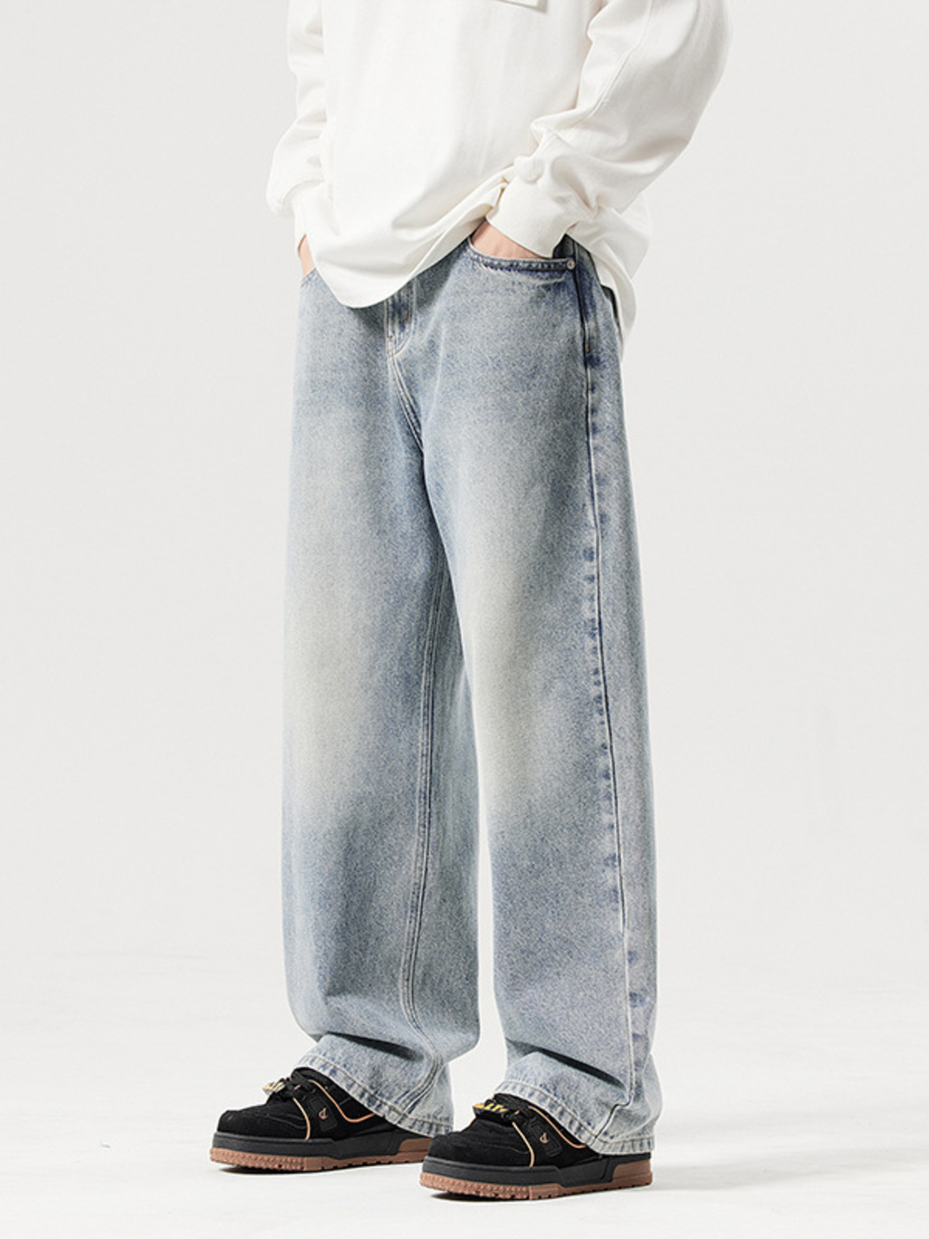 Men's Vintage Wash Wide Leg Jeans