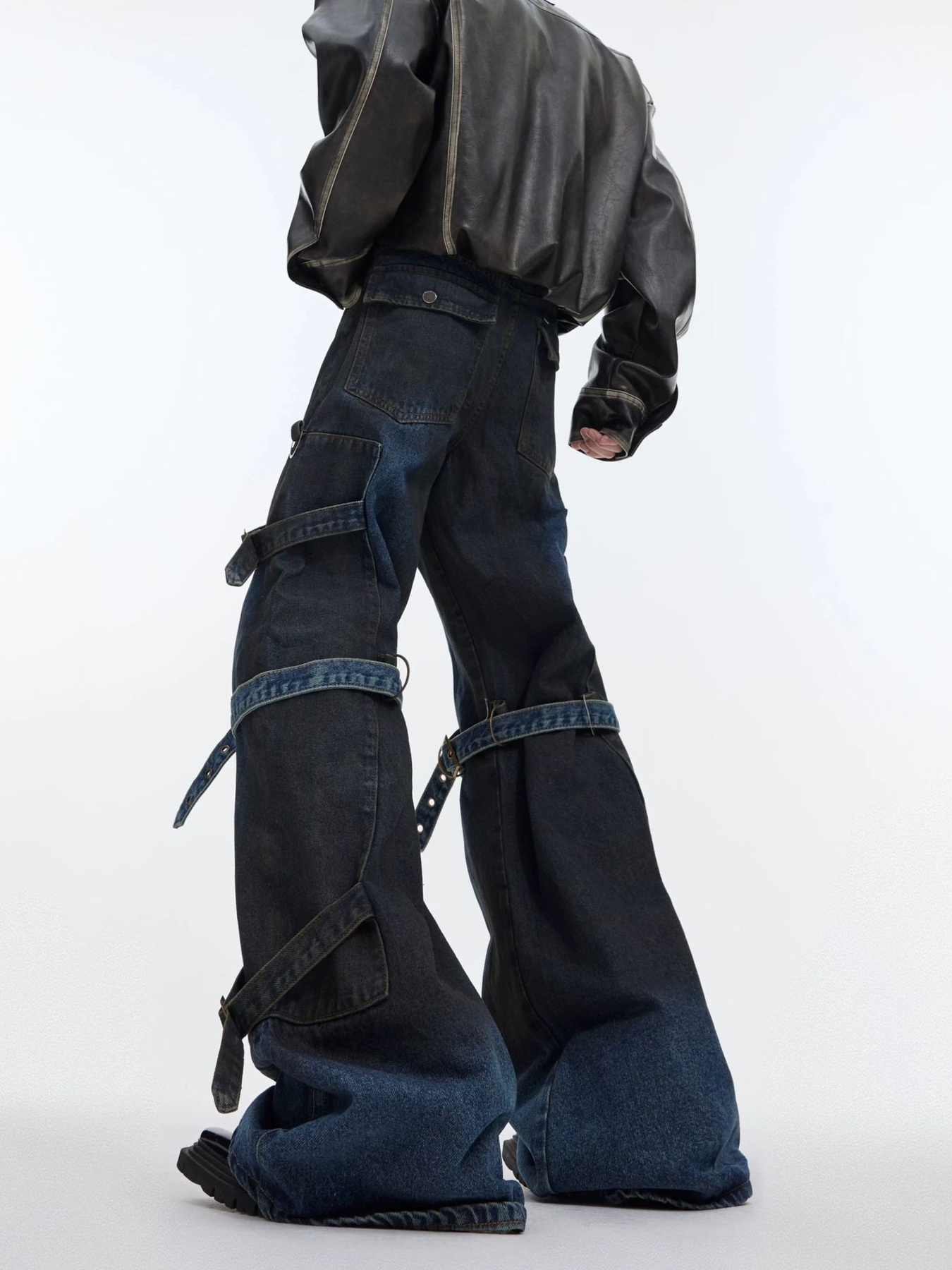 Men's Plus Size Buckle Strap Washed Flare Jeans