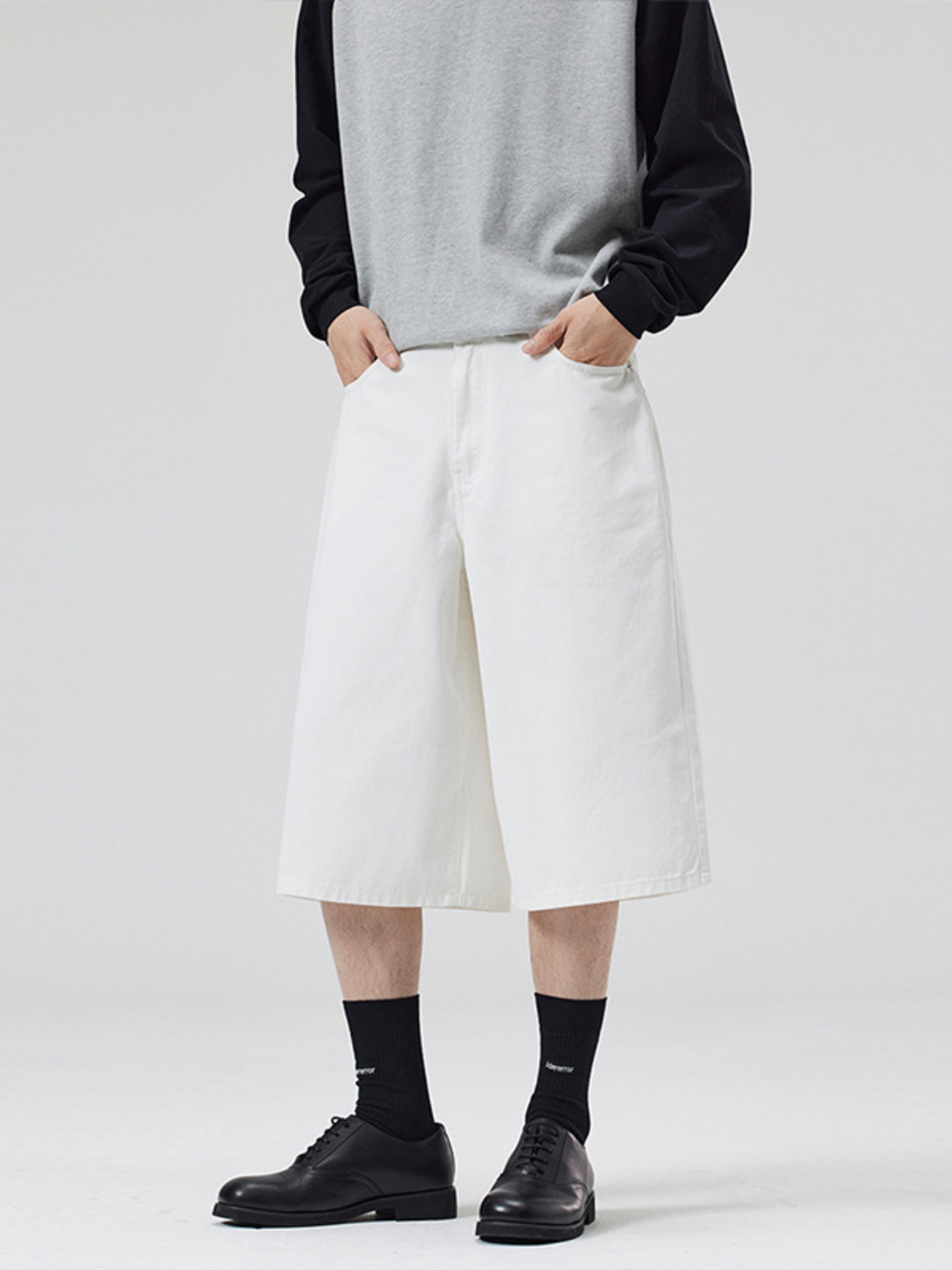 Men's Loose Fit Denim Shorts