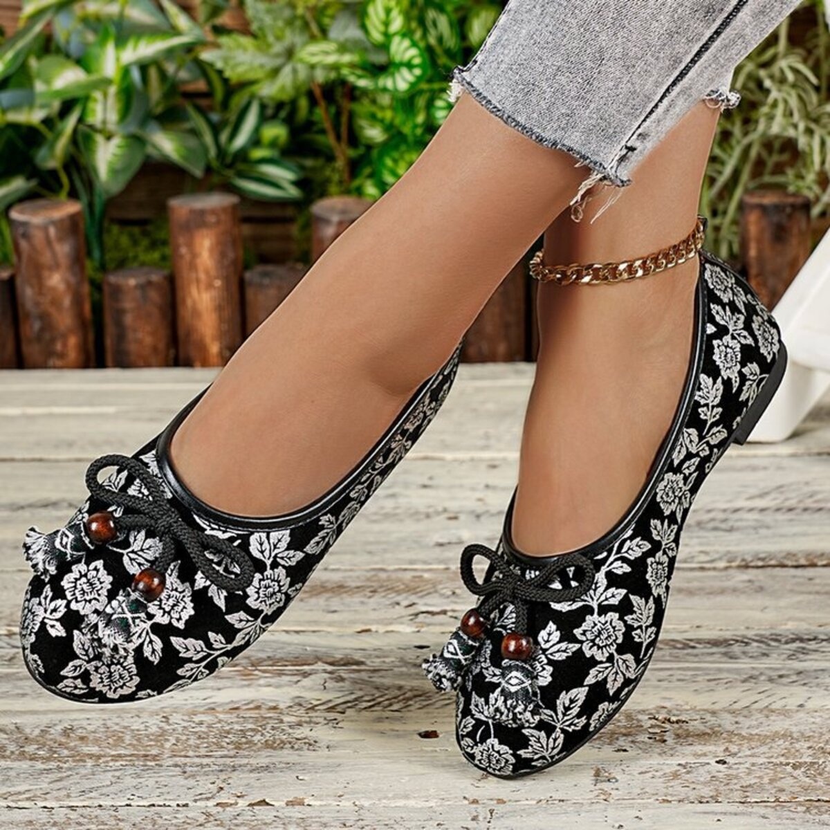 Bow Round Toe Slip-Ons