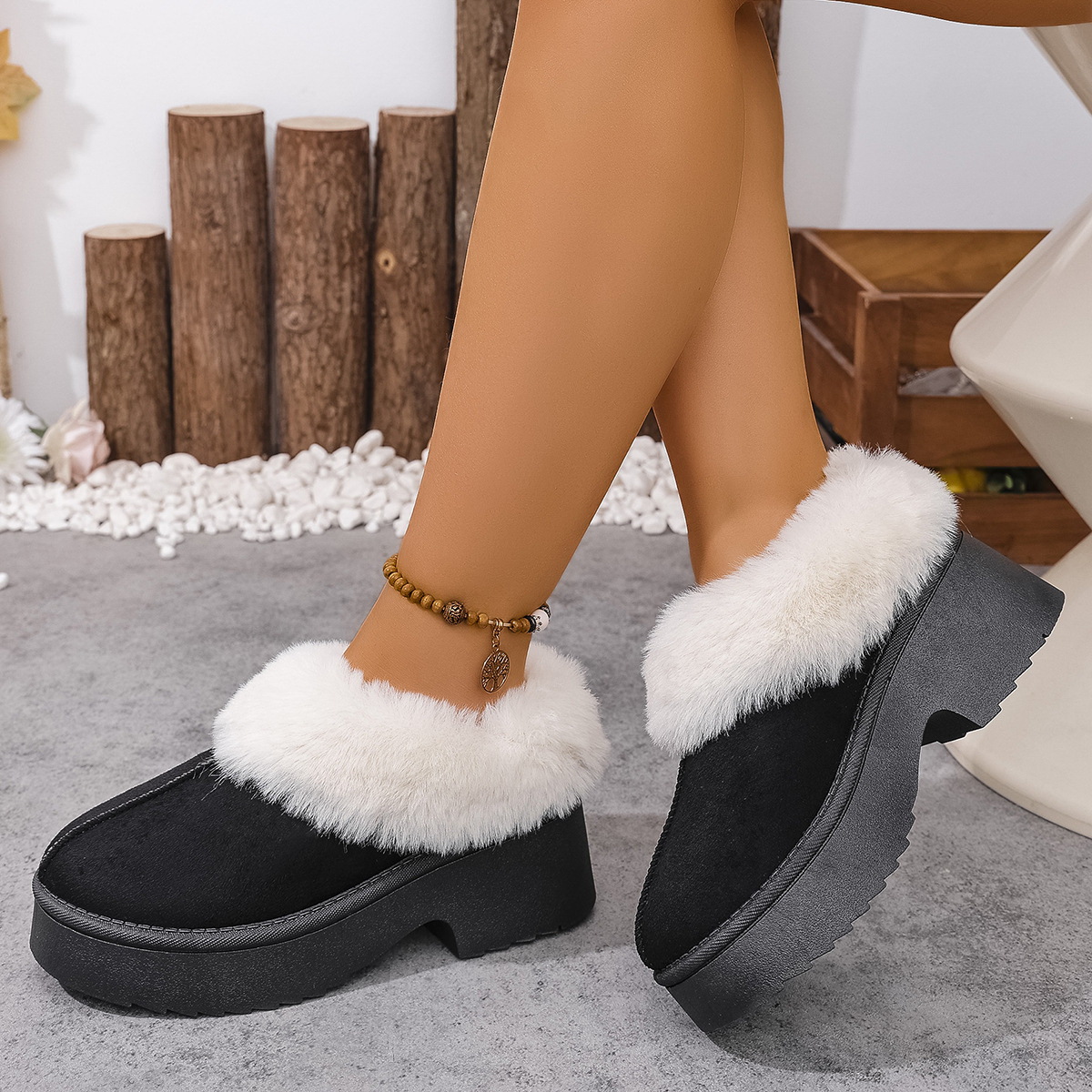 Cozy Fur-Lined Winter Platform Boots