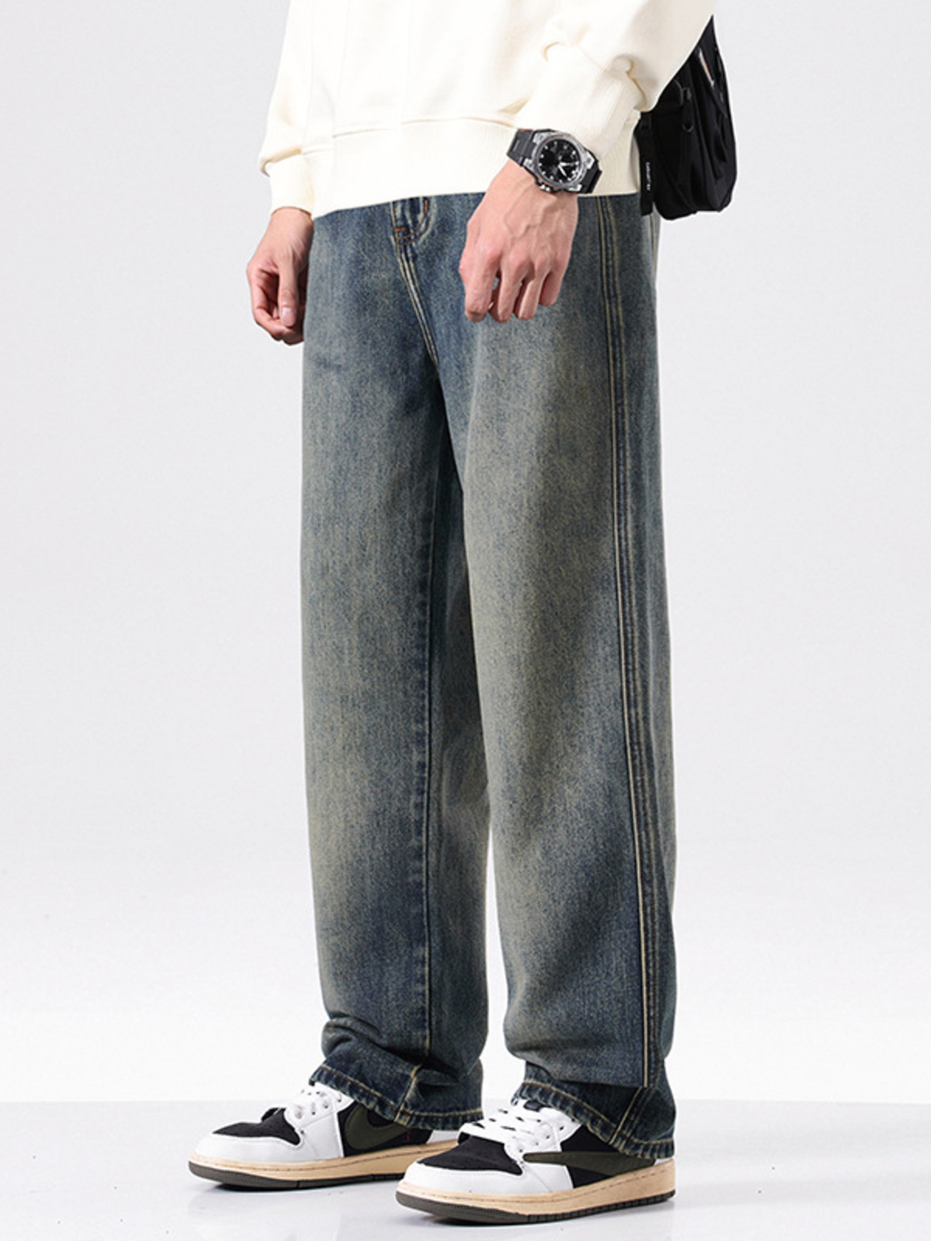 Men's Vintage Wash Wide Leg Jeans