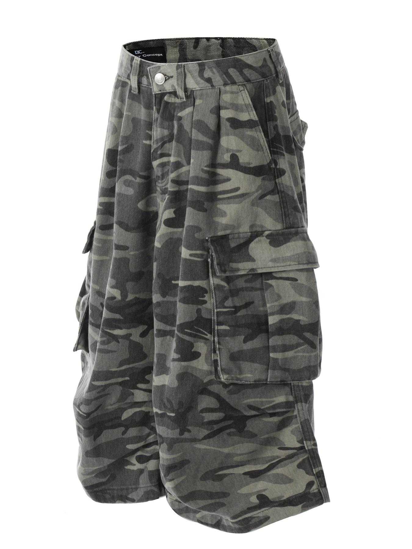 Men's Camo Cargo Shorts with Multiple Pockets