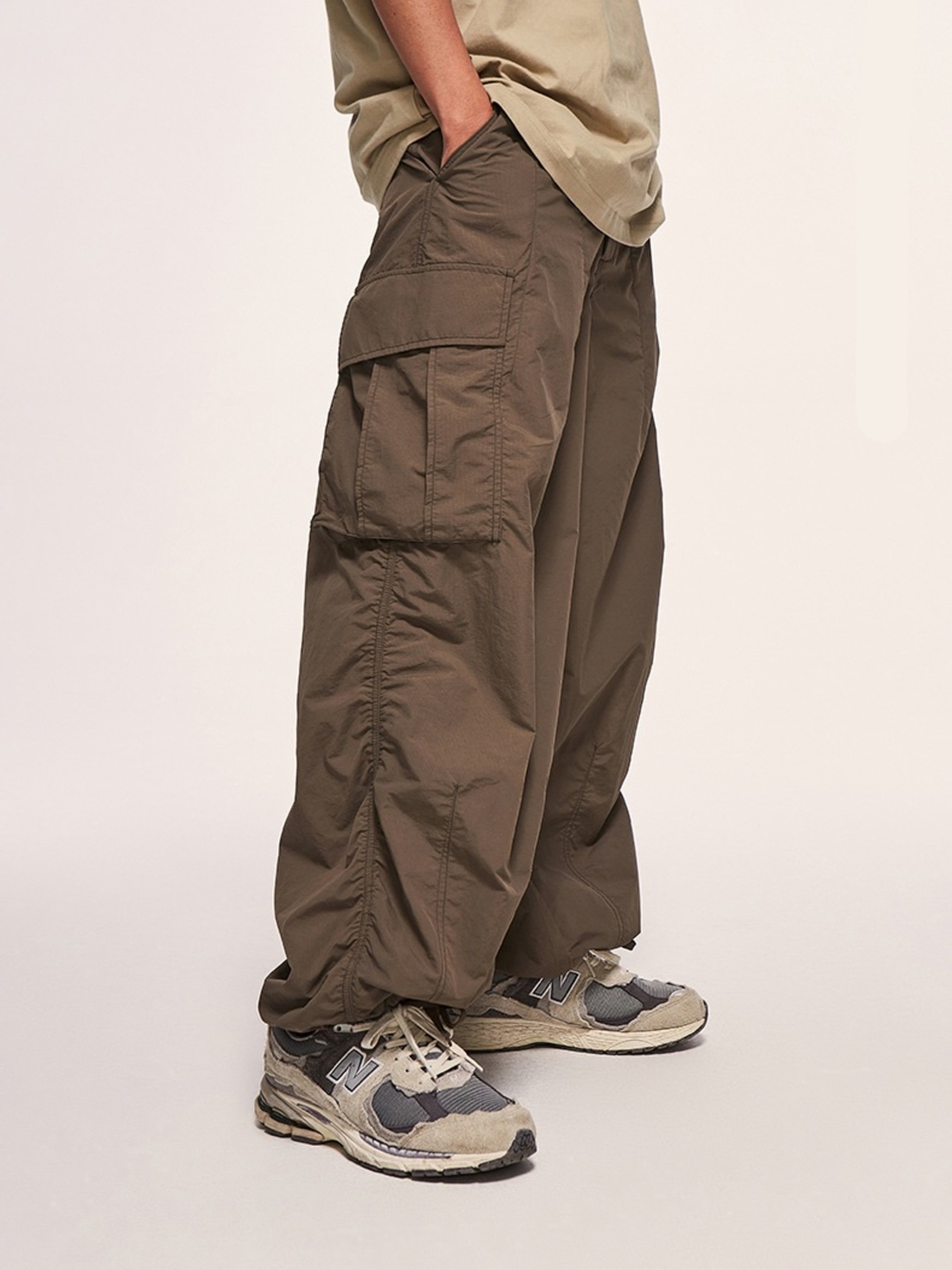 Men's Wide Leg Cargo Pants