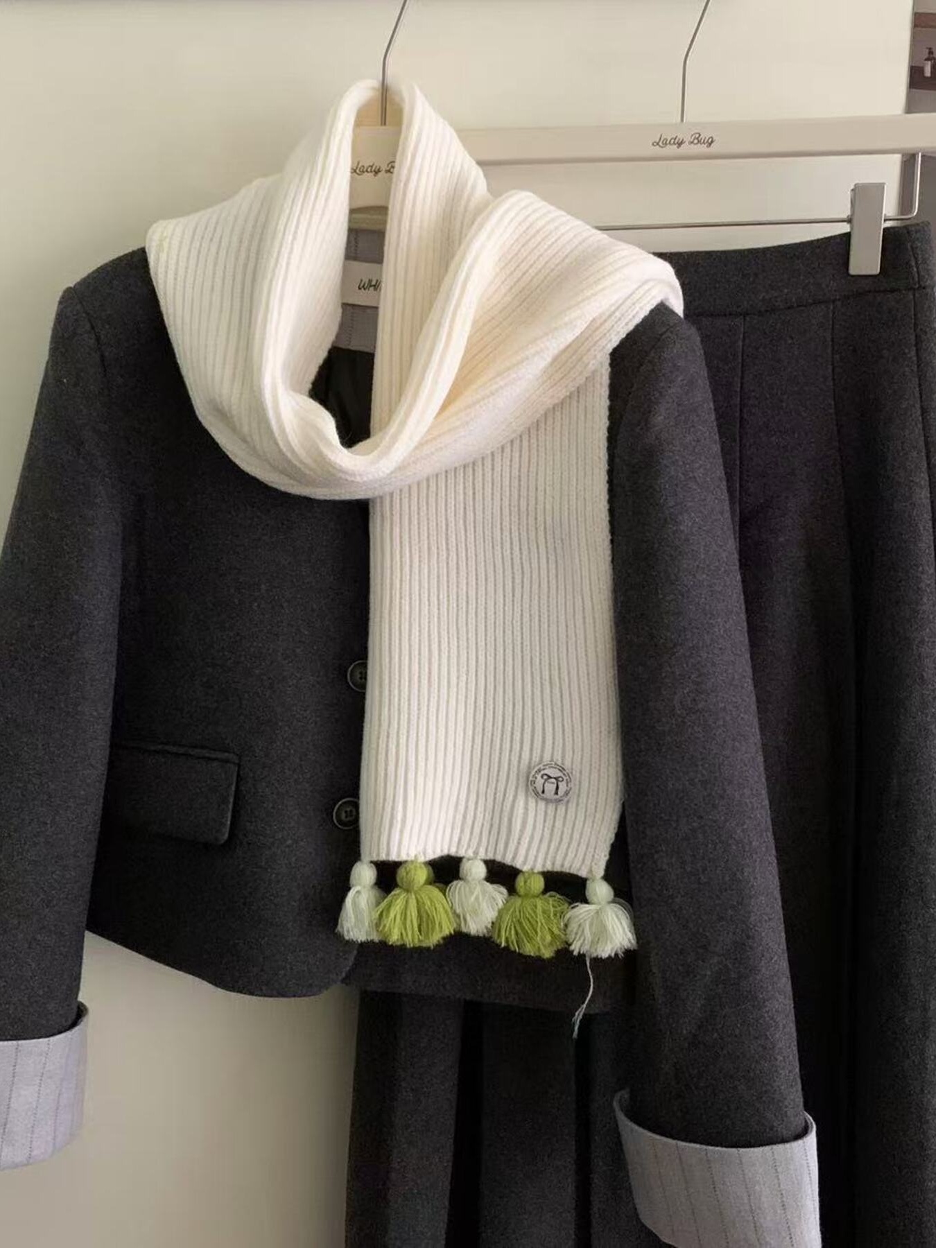 Ribbed Knit Tassel Scarf
