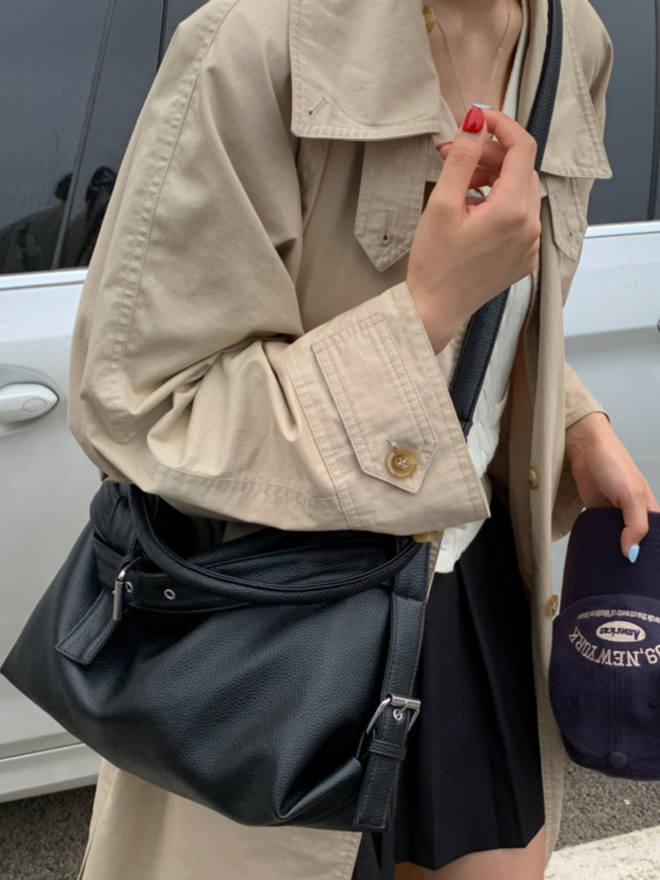 Decor Buckle Leather Shoulder Bag