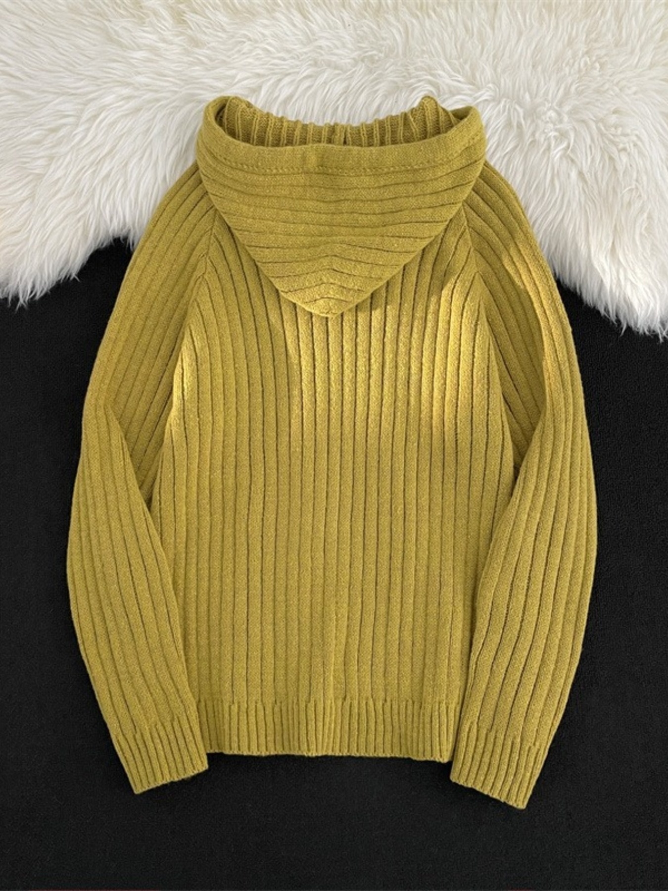 Men's Ribbed Knit Hooded Sweater