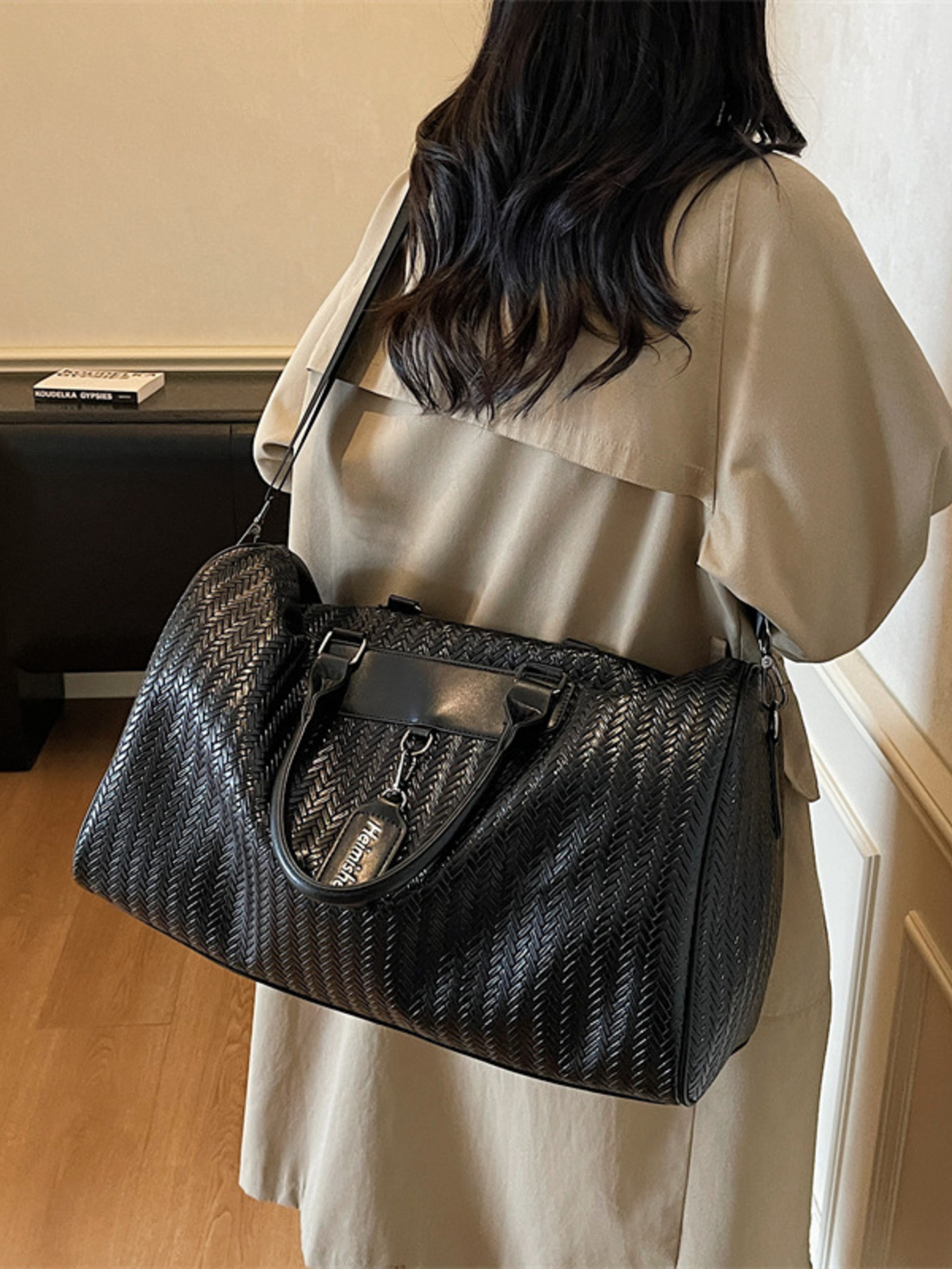 Textured Leather Travel Bag 2