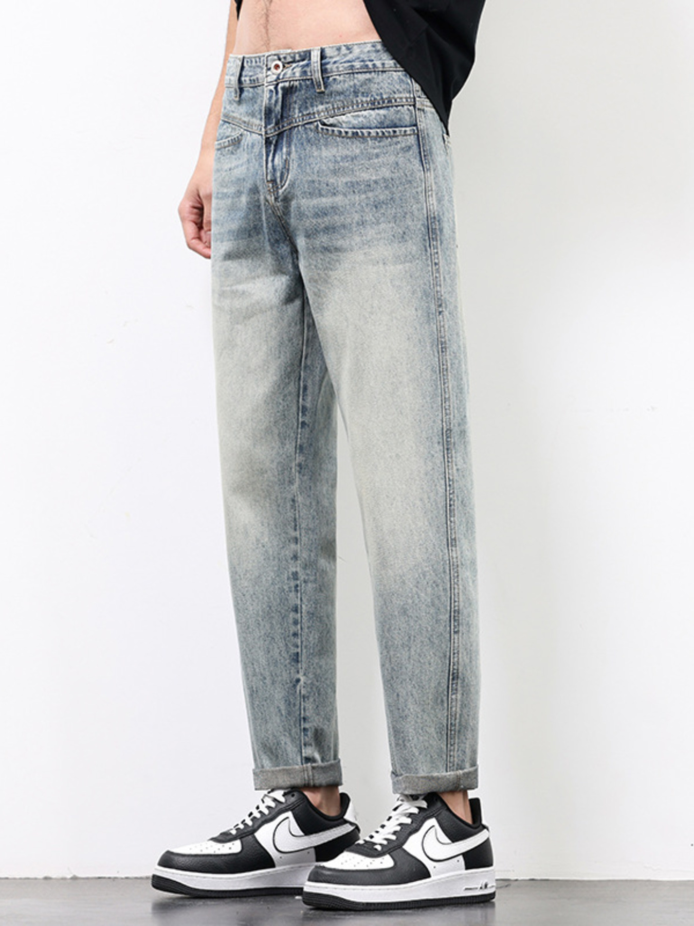Men's Vintage Distressed Straight Leg Jeans
