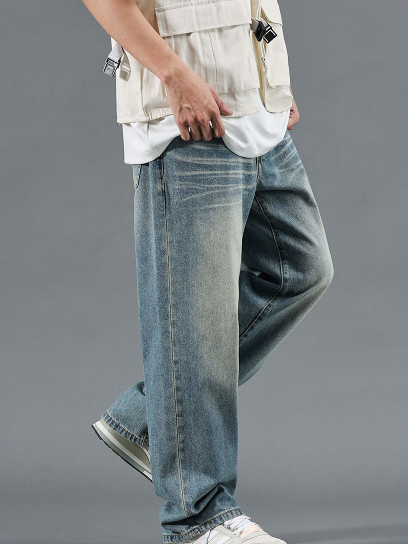 Men's Washed Relaxed Fit Jeans
