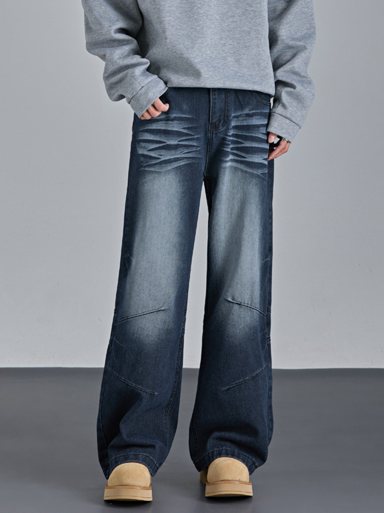 Men's Vintage Wash Wide Leg Jeans