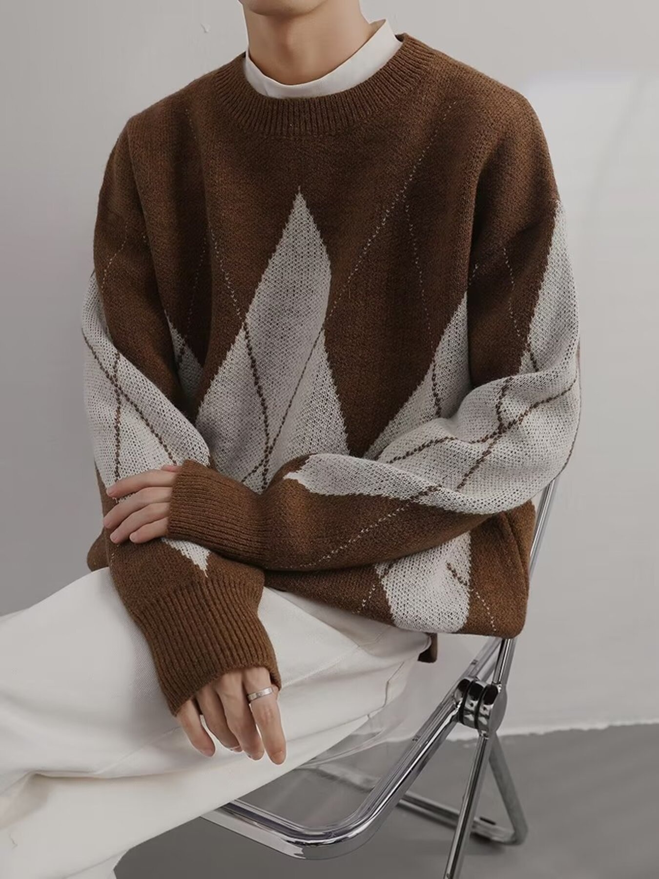 Men's Argyle Pattern Oversized Sweater