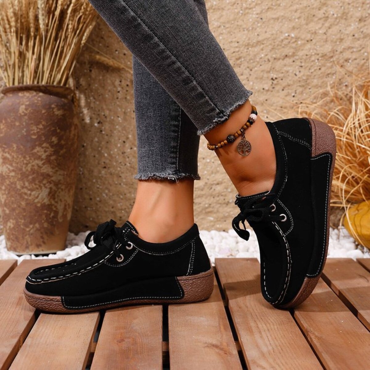 Round Toe Lace Up Sneakers