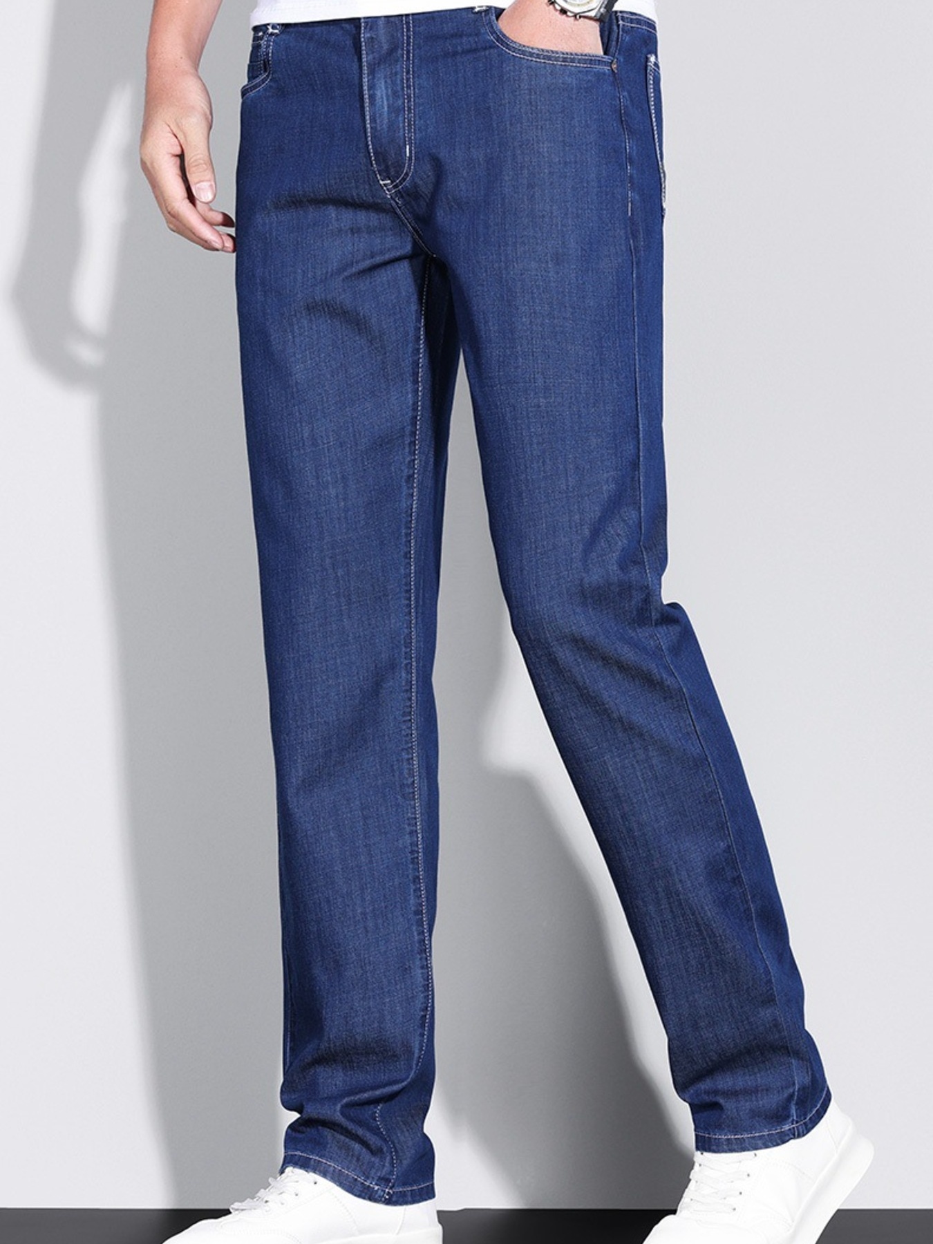 Men's Washed Straight Fit Jeans