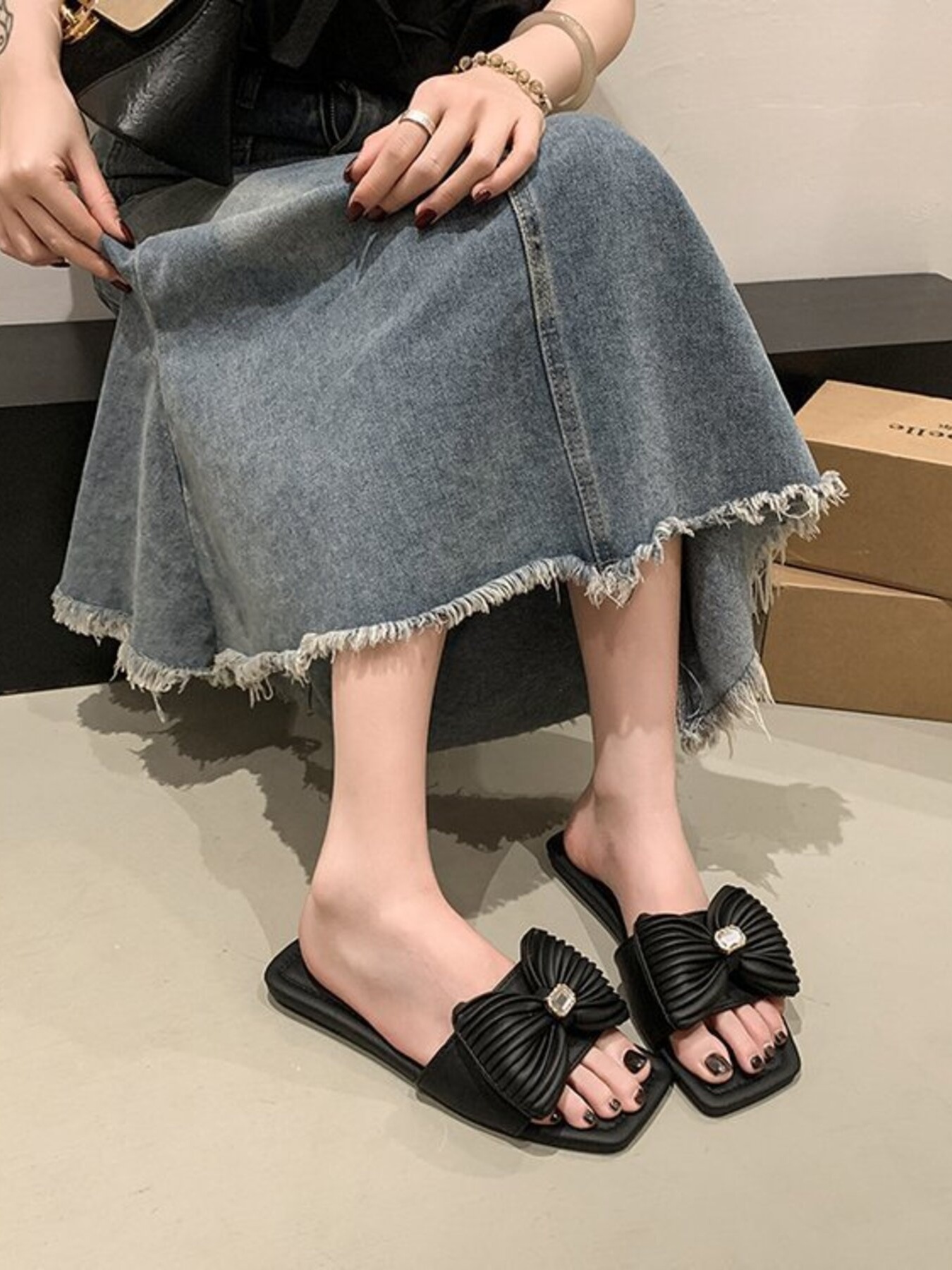 Bow-Knot Flat Sandals