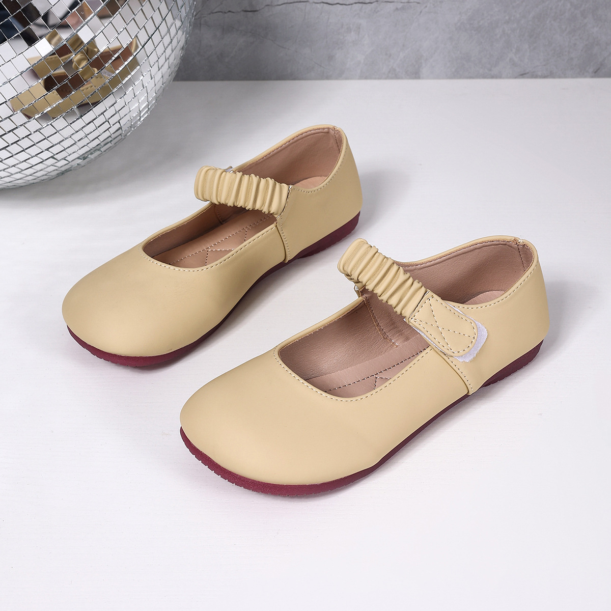Round Toe Flat Loafers