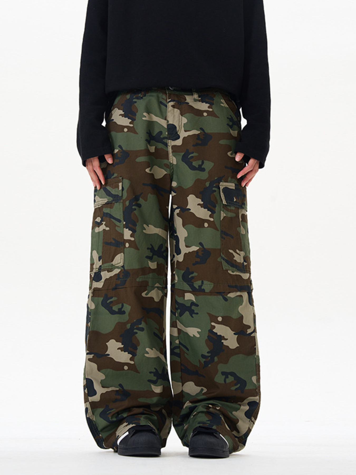 Men's Loose Fit Camouflage Cargo Pants