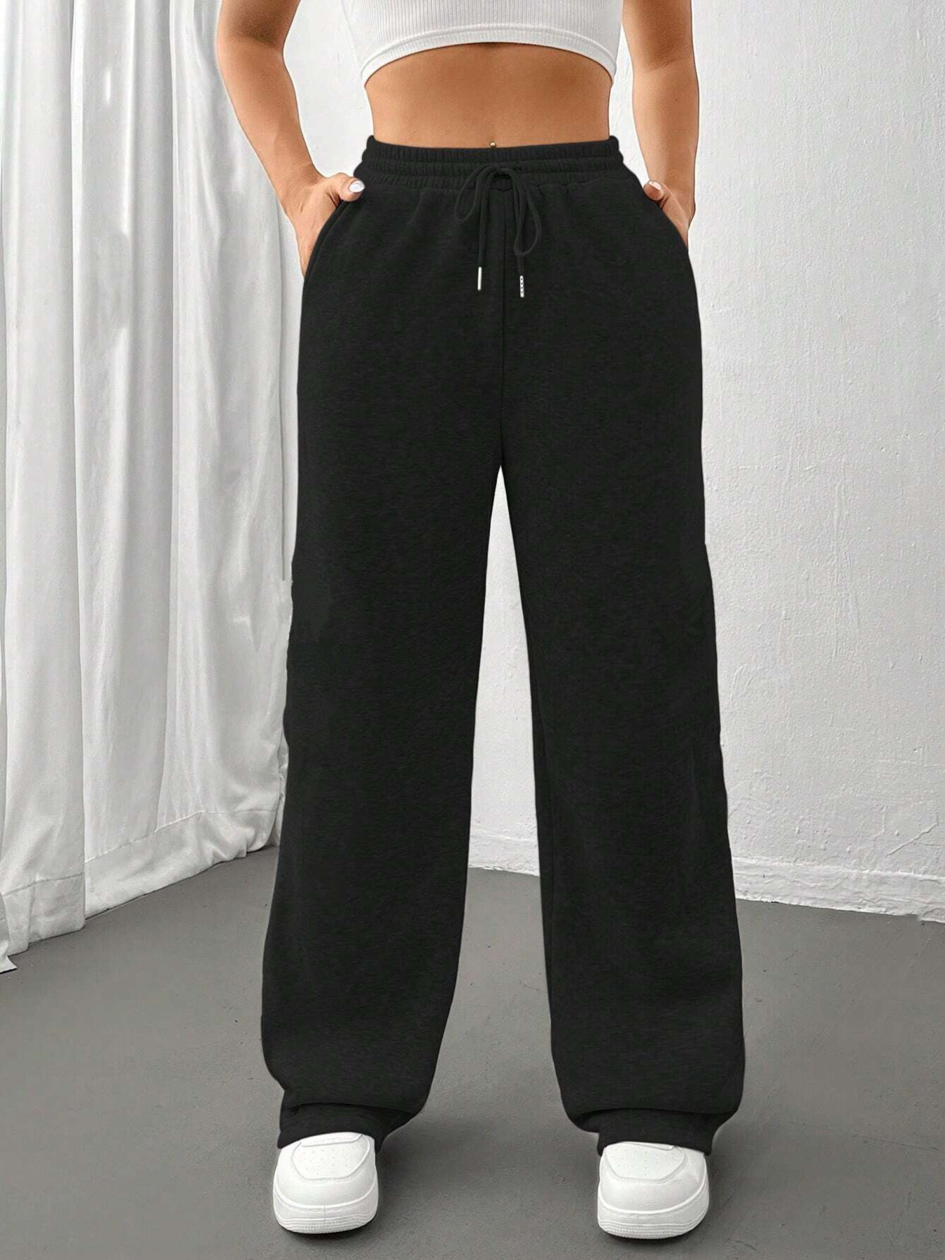 Relaxed Fit Drawstring Waist Solid Pants