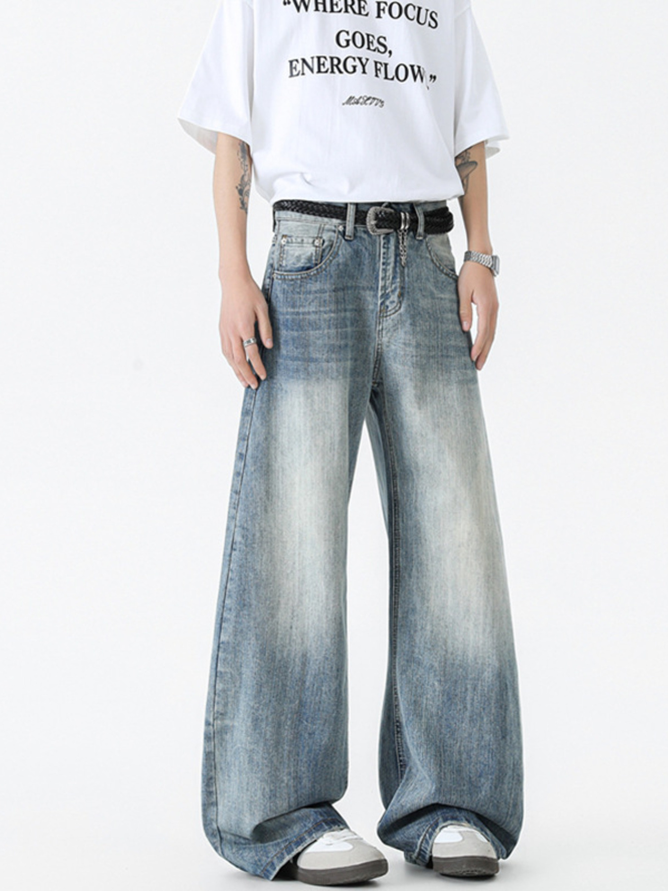 Men's Vintage Wash Wide Leg Jeans