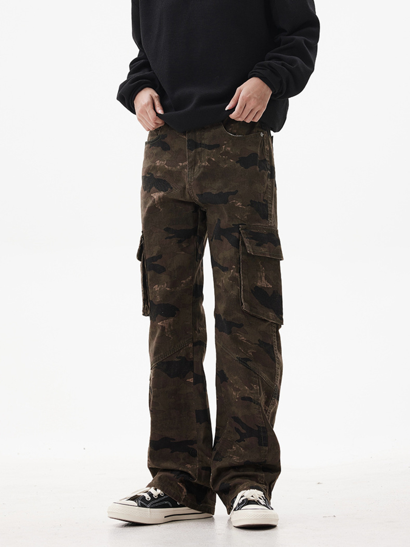 Men's Camo Print Relaxed Fit Cargo Jeans