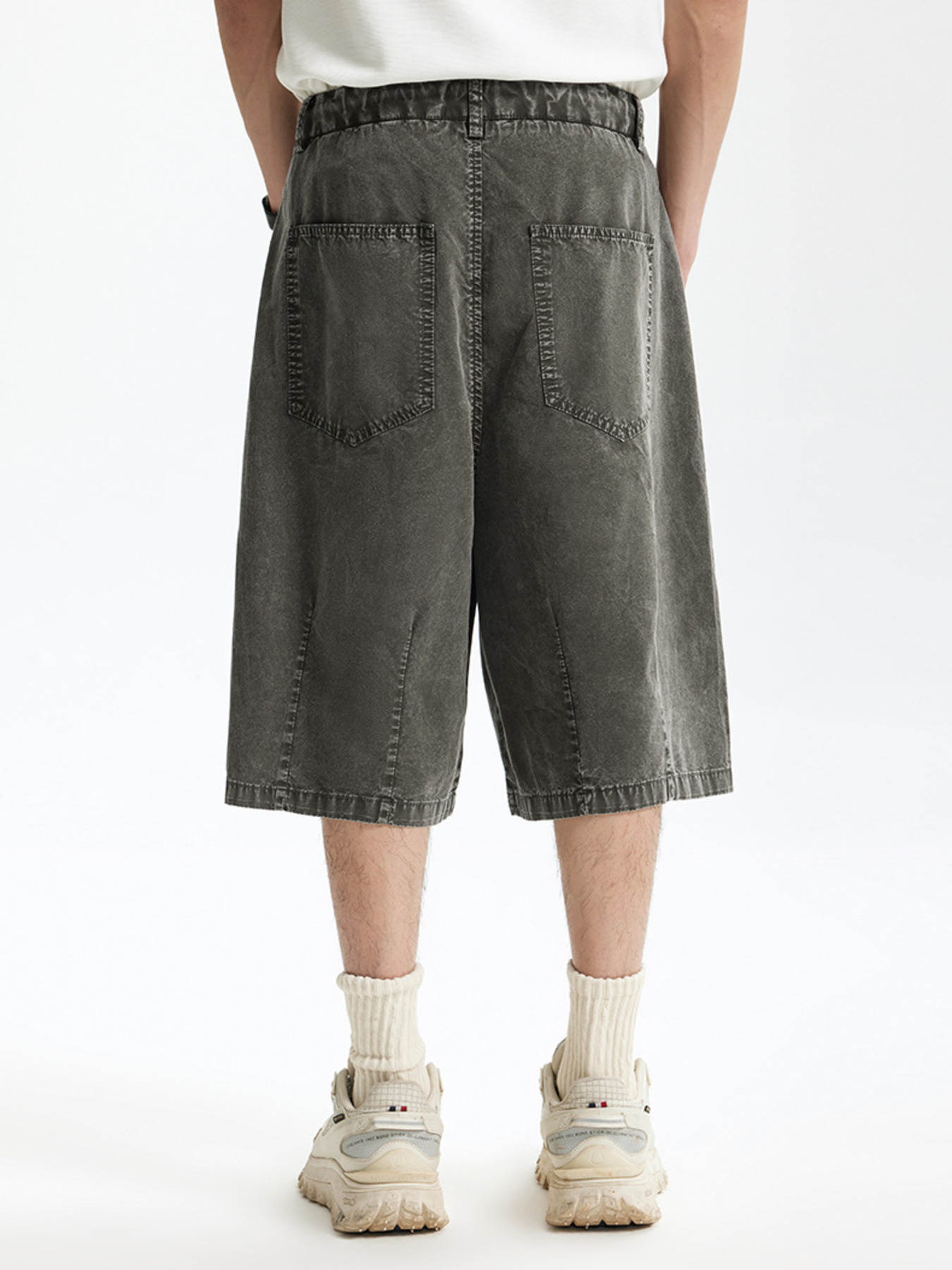 Men's Wide-Leg Shorts