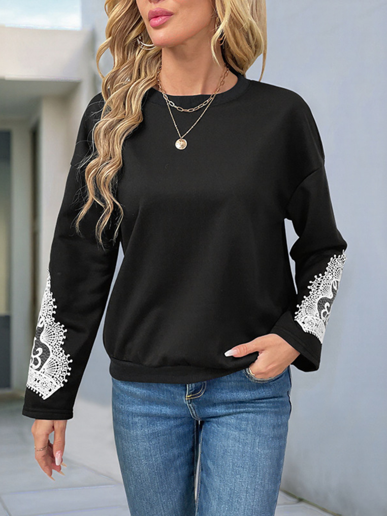 Lace Detail Long Sleeve Sweatshirt