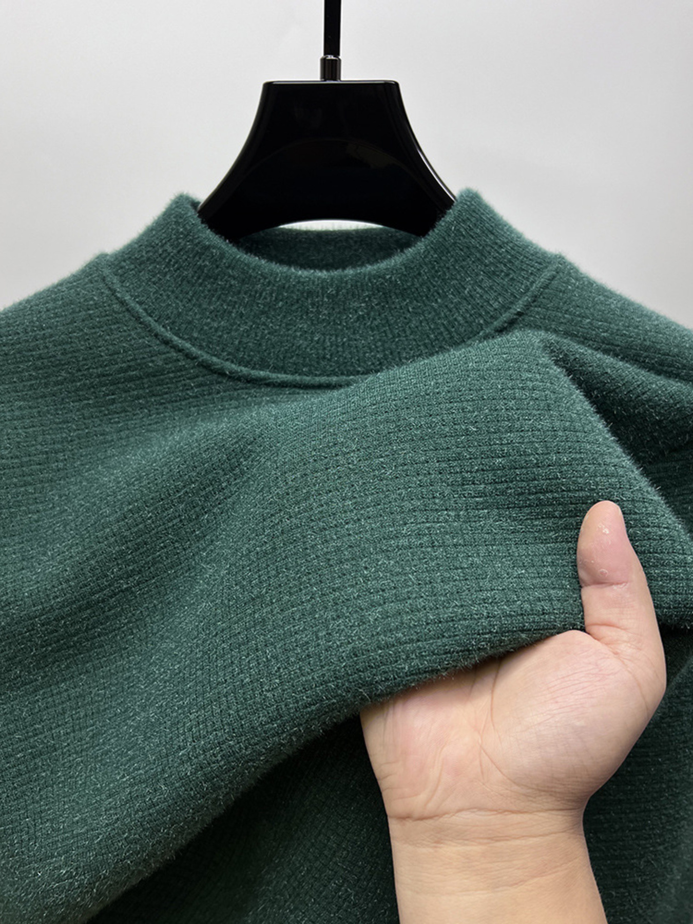 Men's Textured Long Sleeve Sweater