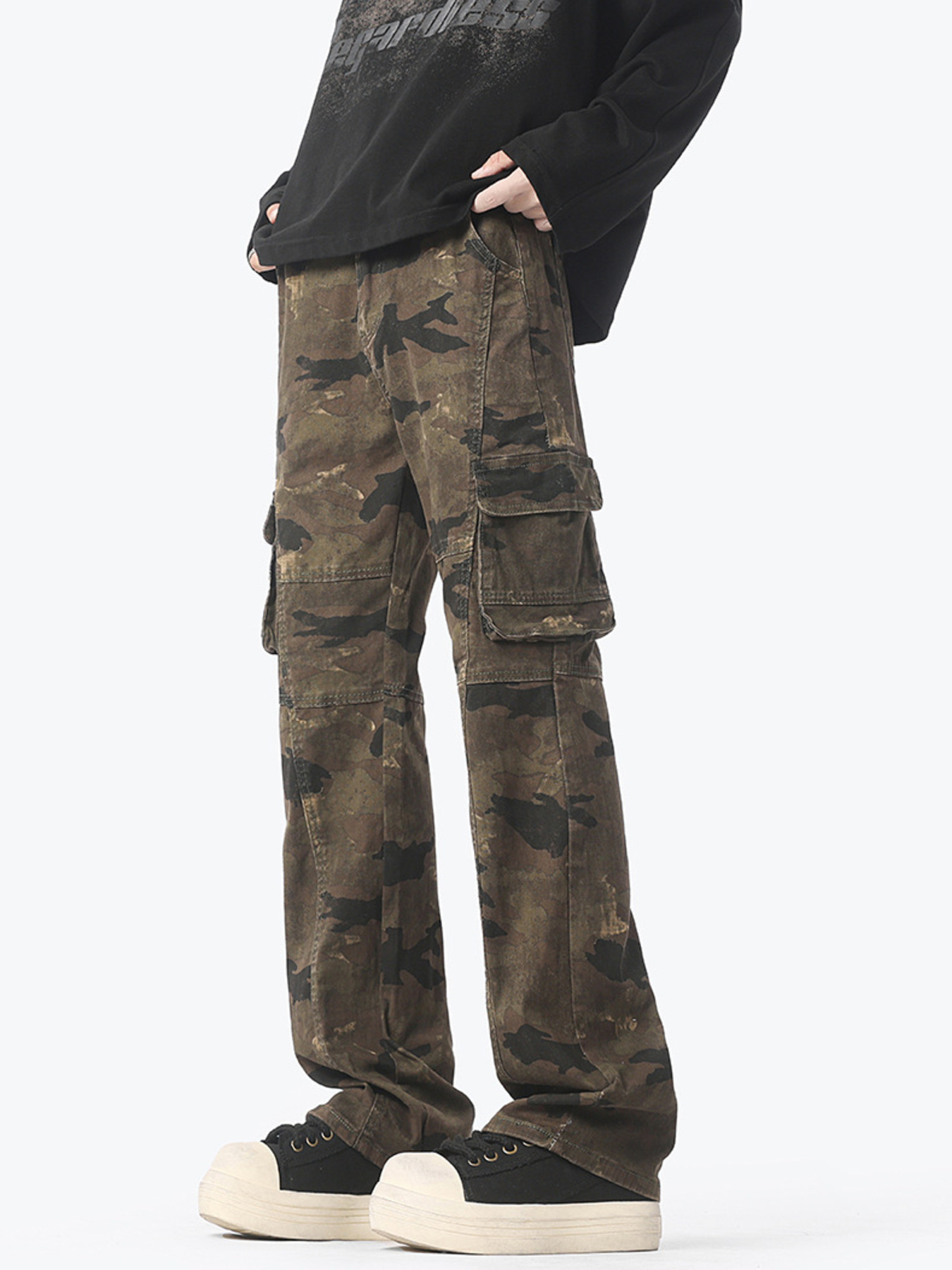 Men's Camouflage Cargo Jeans